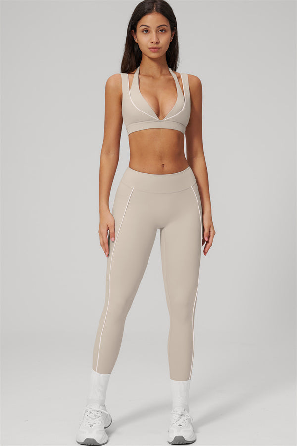 The Clarity Contour Line Sports Bra Leggings 2-Piece Set