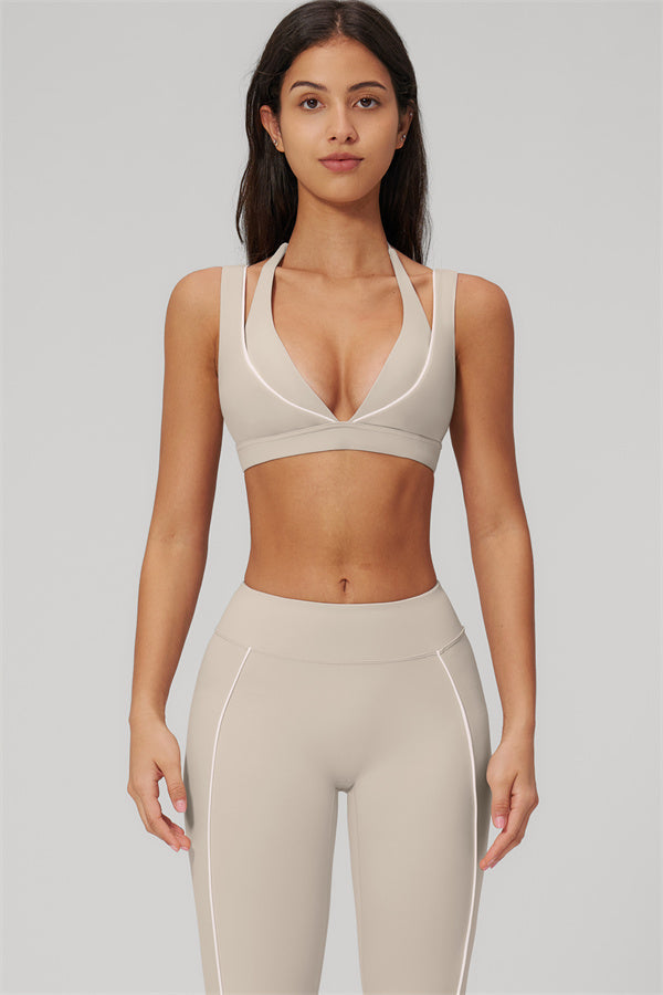 The Clarity Contour Line Sports Bra Leggings 2-Piece Set