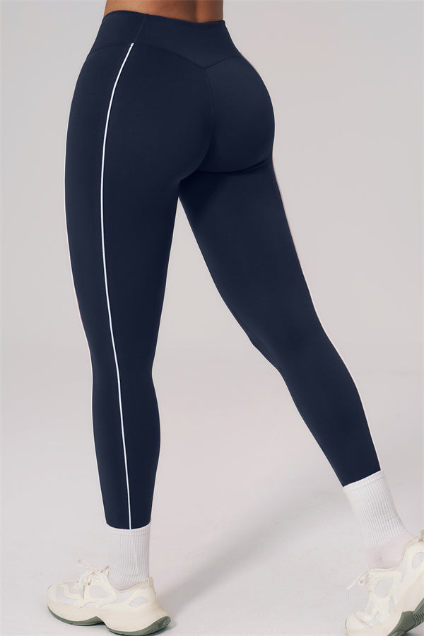 The Clarity Contour Line Sports Bra Leggings 2-Piece Set