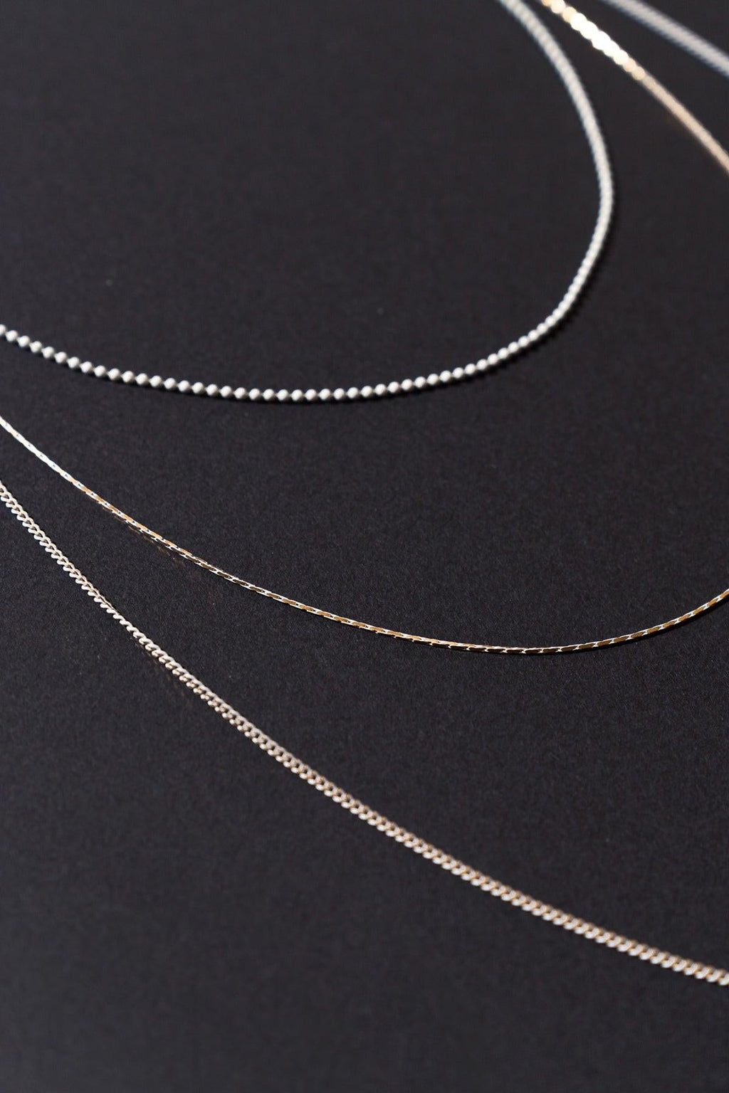 3 CHAIN LAYERD CHARM NECKLACE