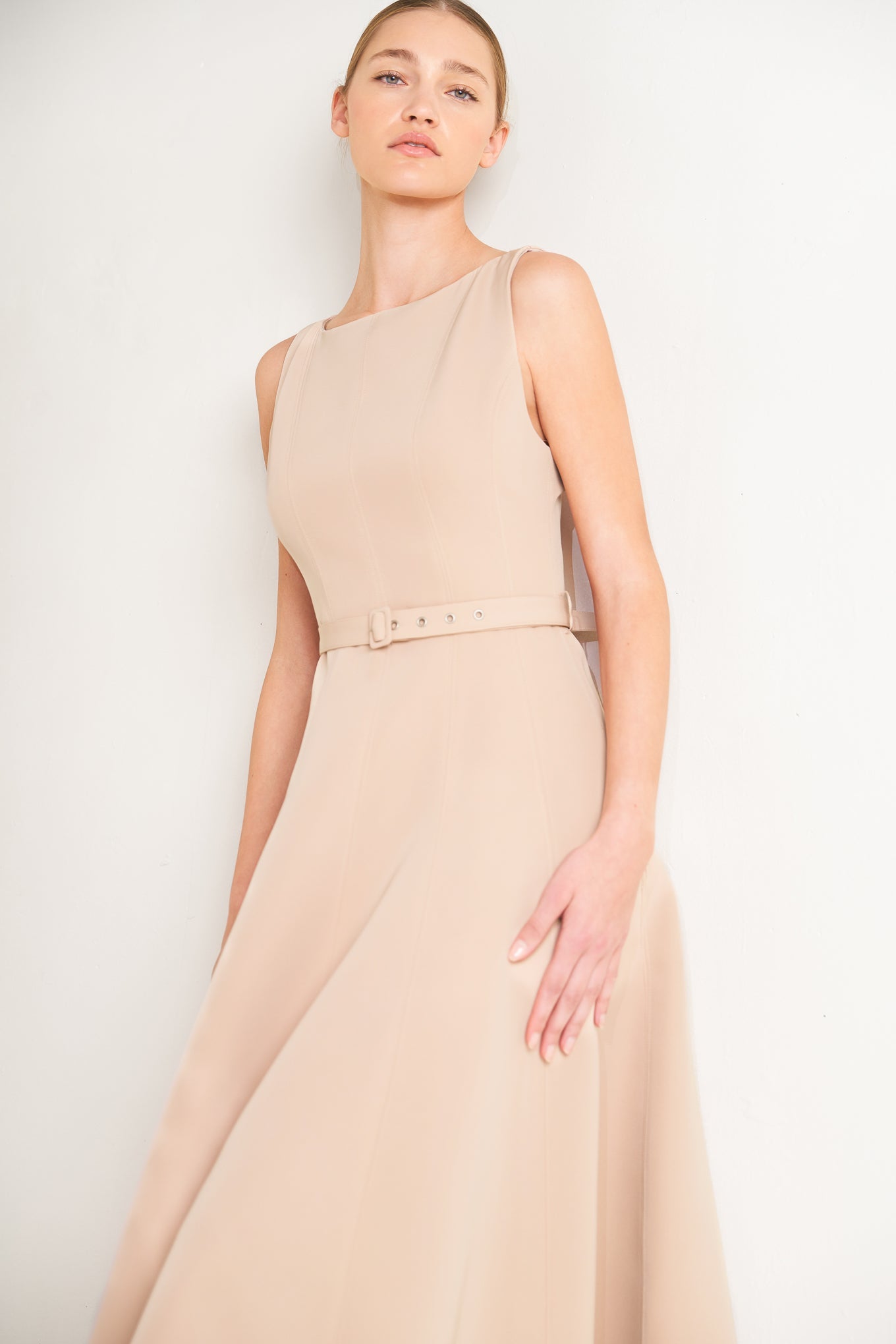 LIVING THE DREAM WOVEN MIDI DRESS