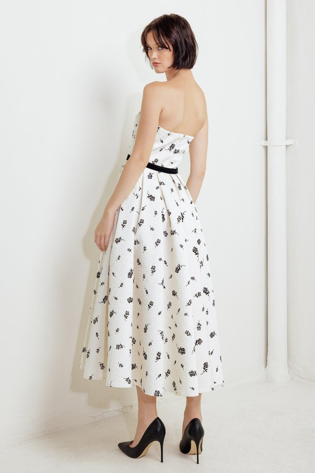 LOVELY CULTIVATED WOVEN MIDI DRESS