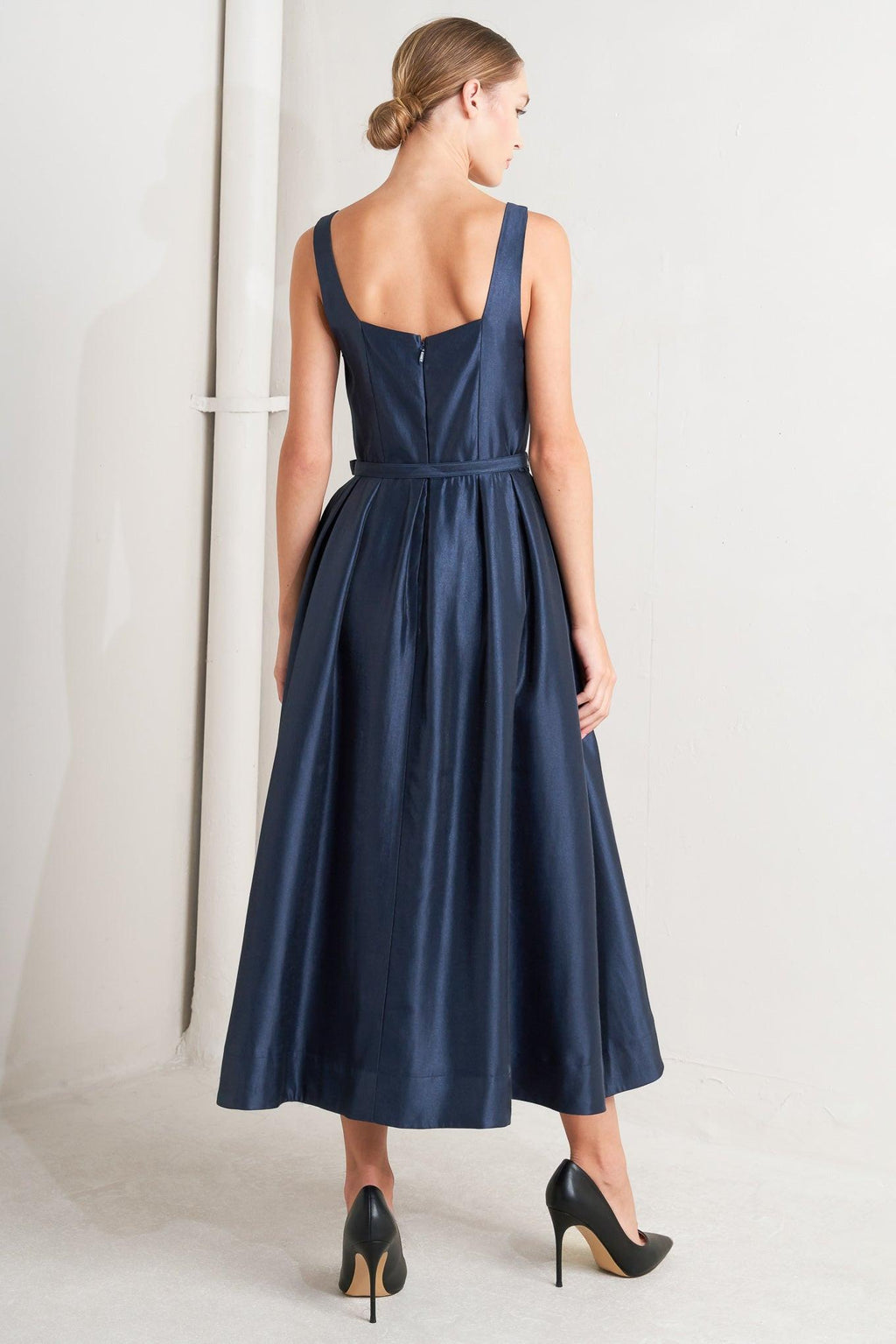 FEMME SILHOUETTE WOVEN MIDI DRESS