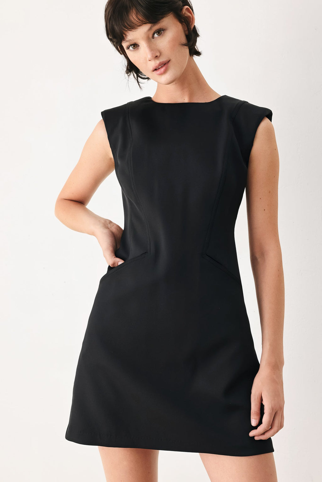 THE MODERN ICON WOVEN SHIFT DRESS