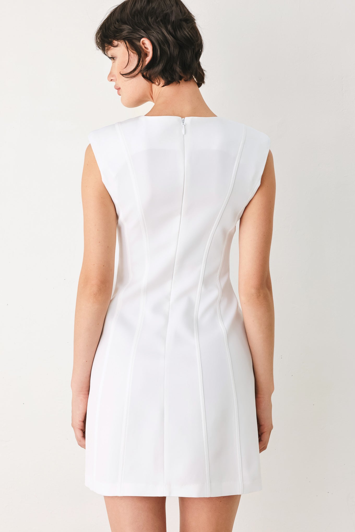 THE MODERN ICON WOVEN SHIFT DRESS