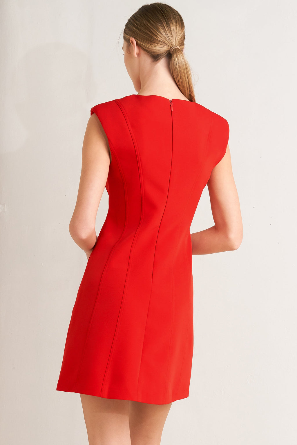 THE MODERN ICON WOVEN SHIFT DRESS