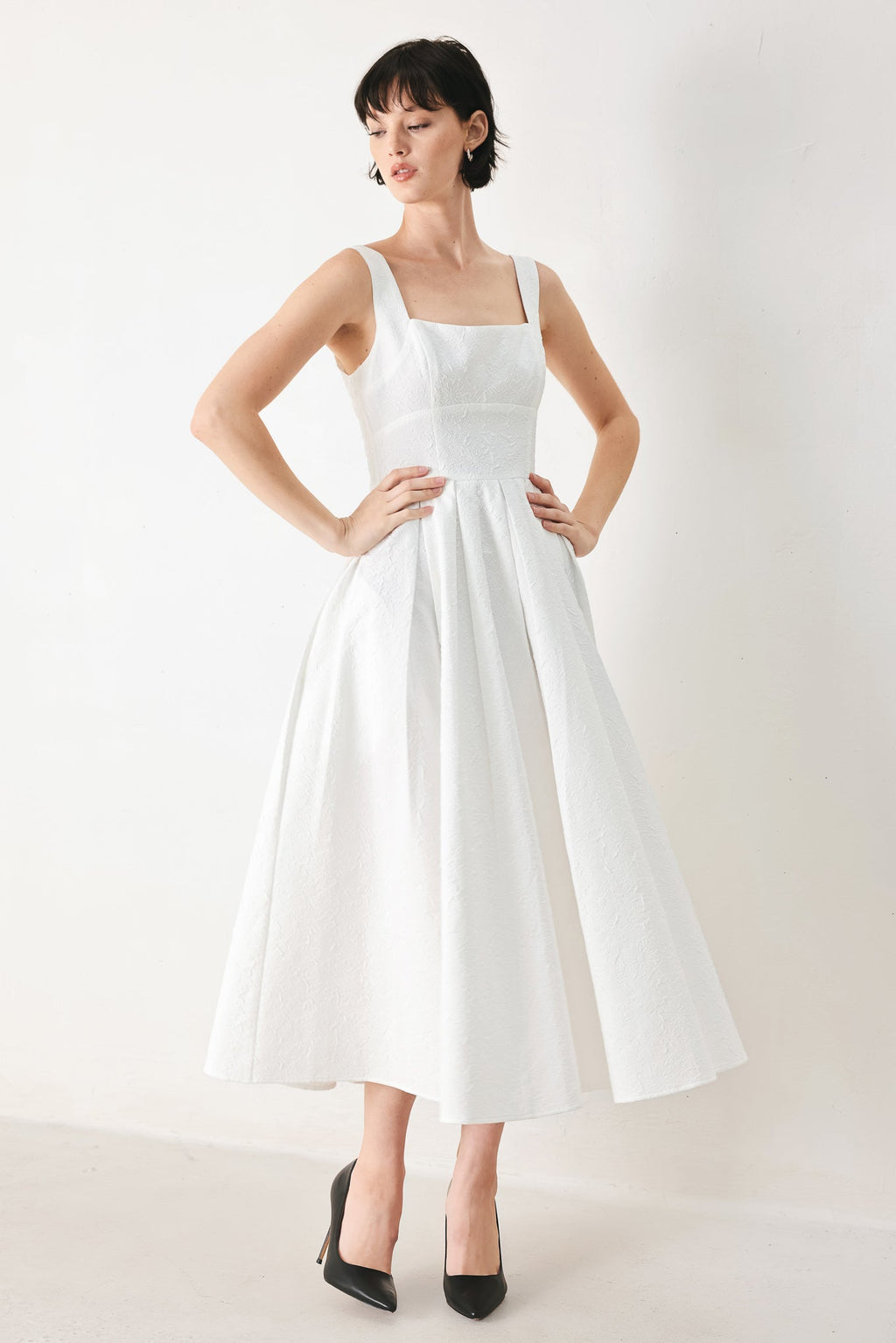 ECHO IN WHITE WOVEN MIDI DRESS