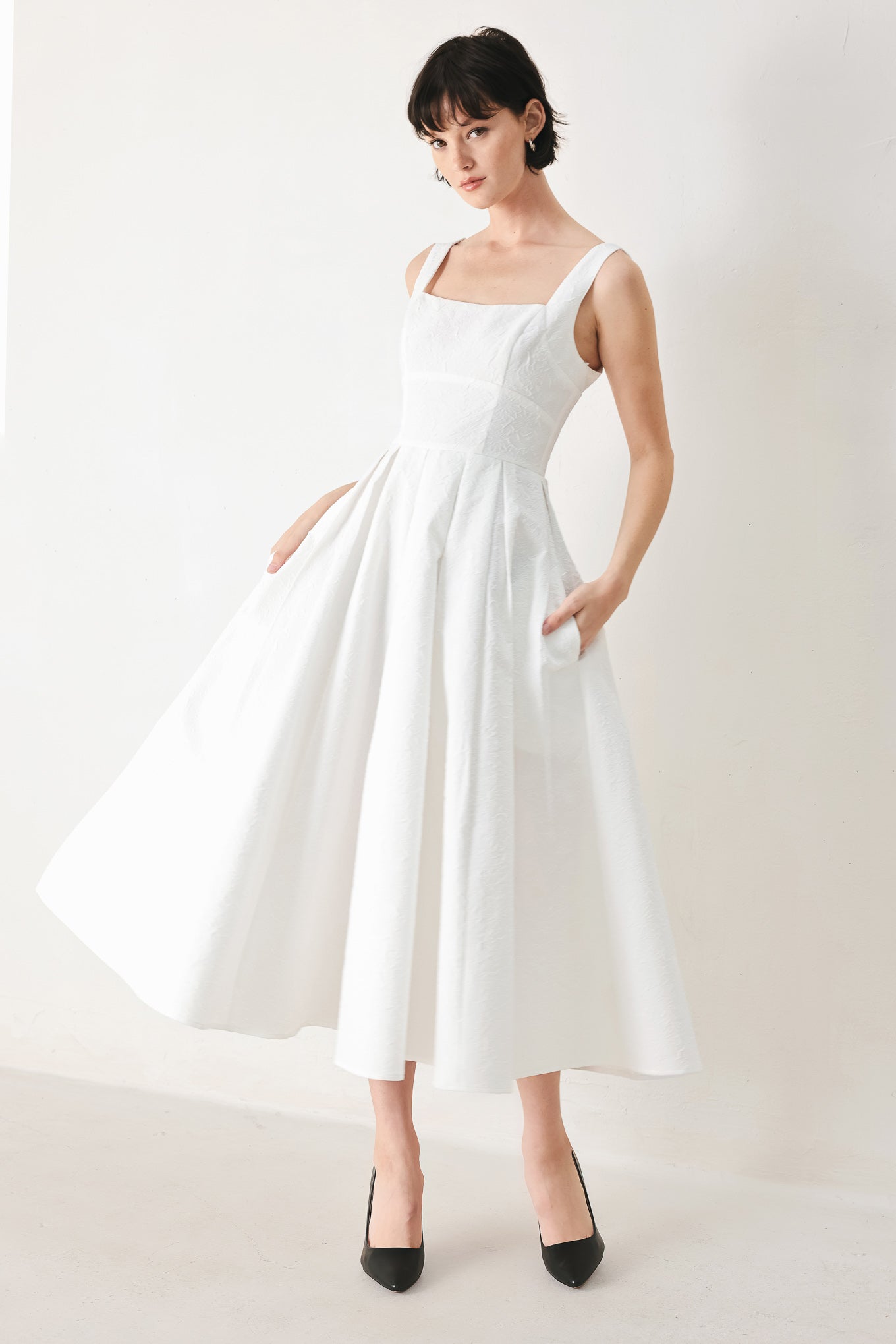 ECHO IN WHITE WOVEN MIDI DRESS