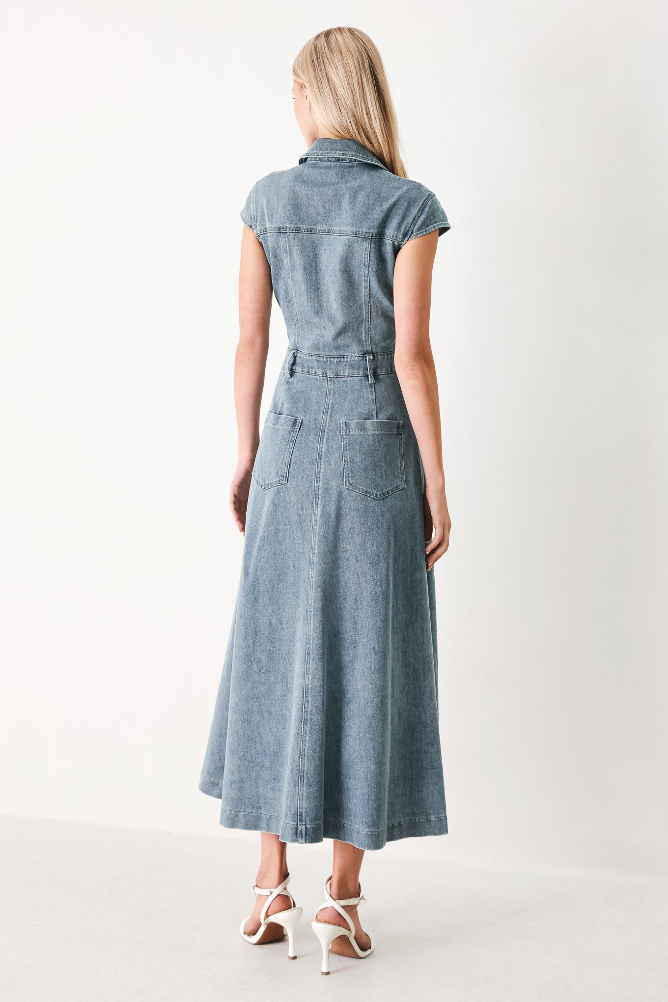 CLASSIC FLOW DENIM MIDI DRESS