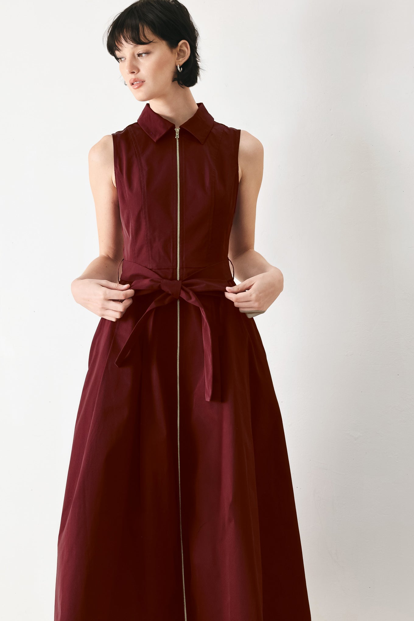 TIMELESS MOOD WOVEN MIDI DRESS