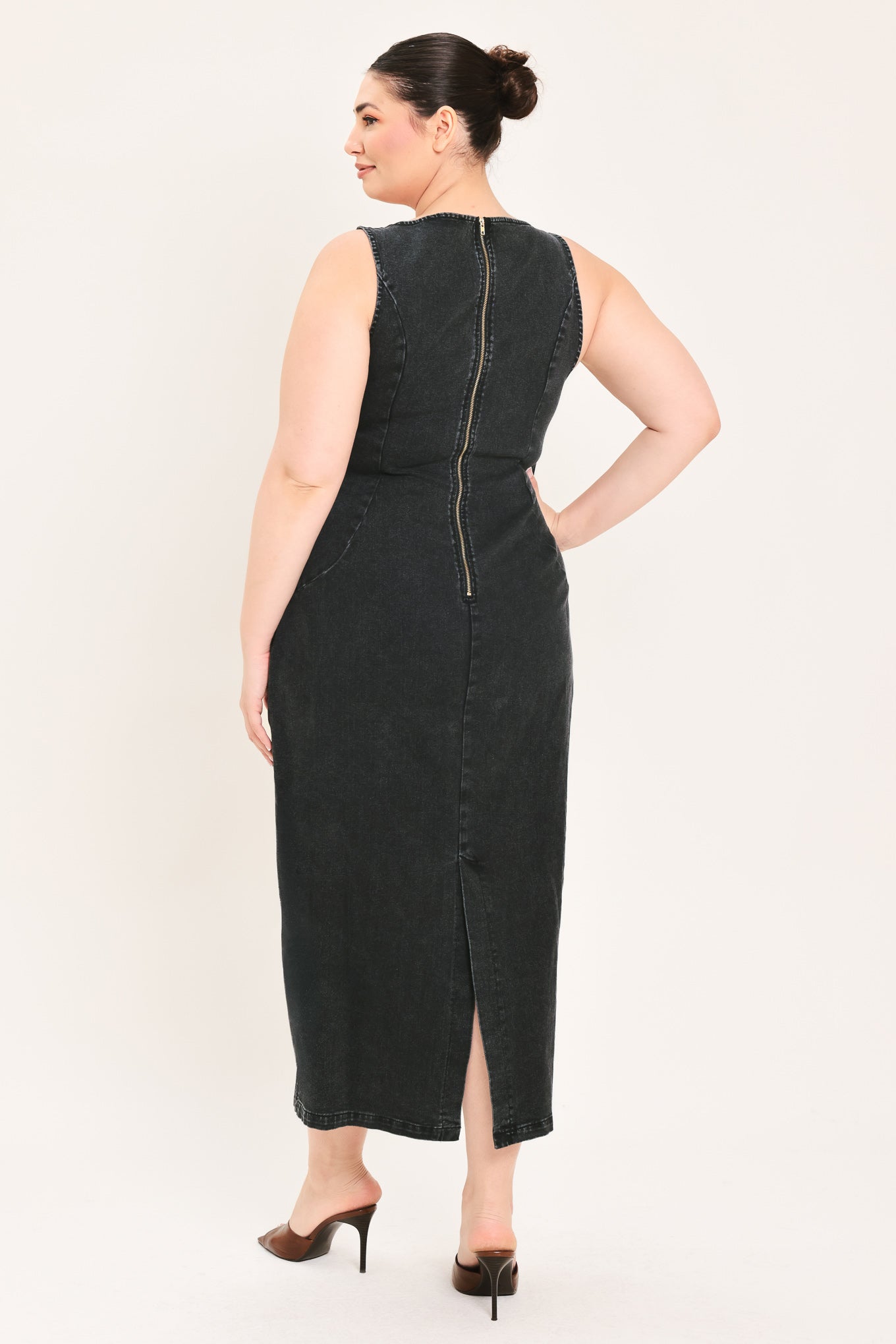 URBAN CHIC DENIM MIDI DRESS