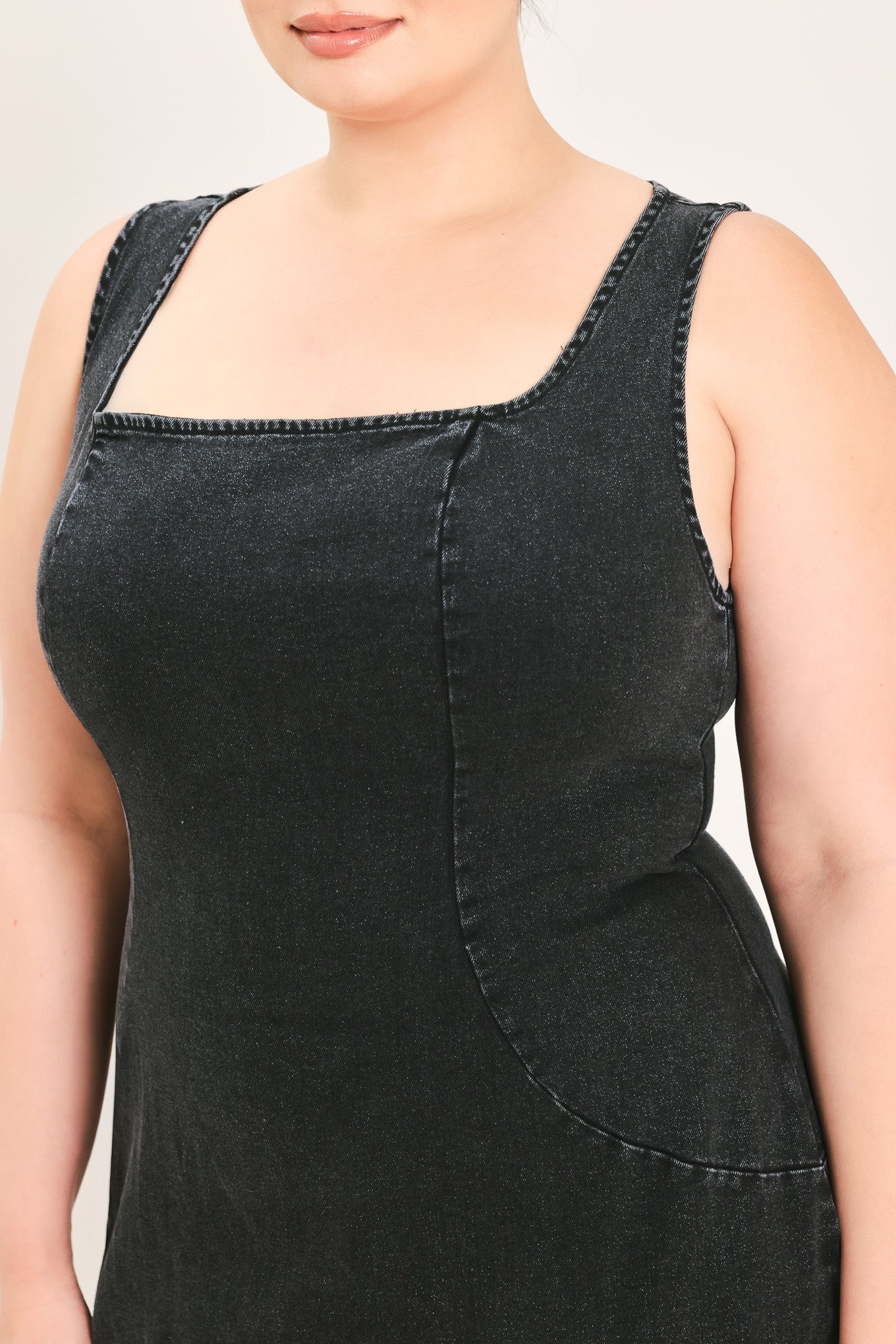 URBAN CHIC DENIM MIDI DRESS