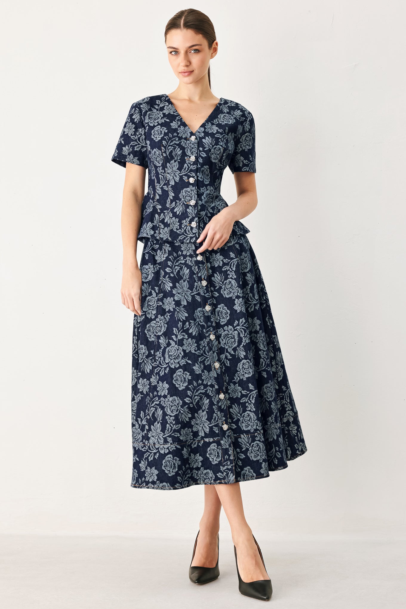 ROSETTE FLORAL WOVEN JACQUARD TOP