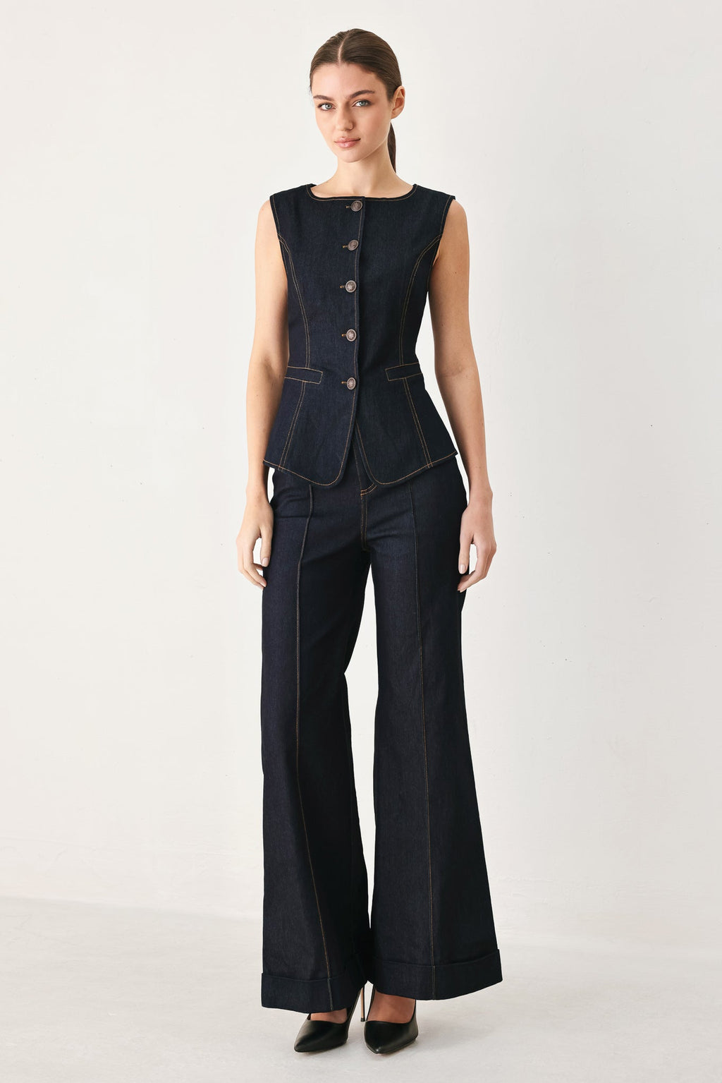 CONTRAST STITCH DENIM VEST