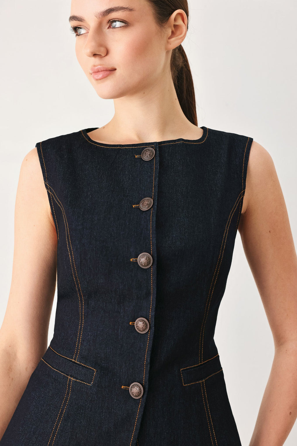 CONTRAST STITCH DENIM VEST