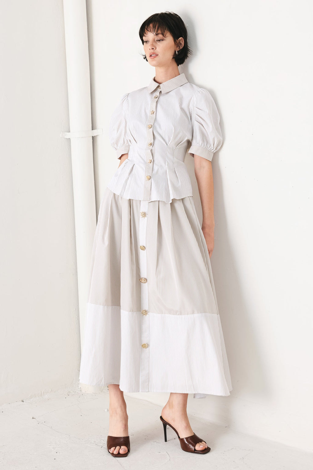 COASTAL LIGHT WOVEN MIDI SKIRT