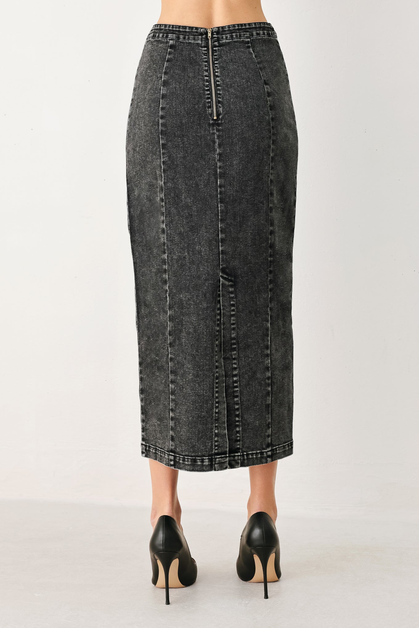 STONEWASHED DENIM MIDI PENCIL SKIRT