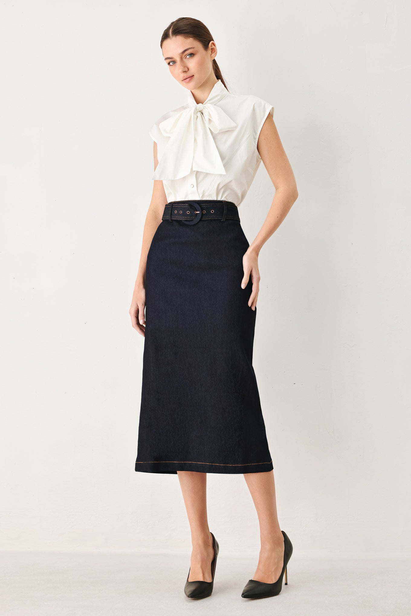 CLASSIC DENIM OFFICE MINI PENCIL SKIRT