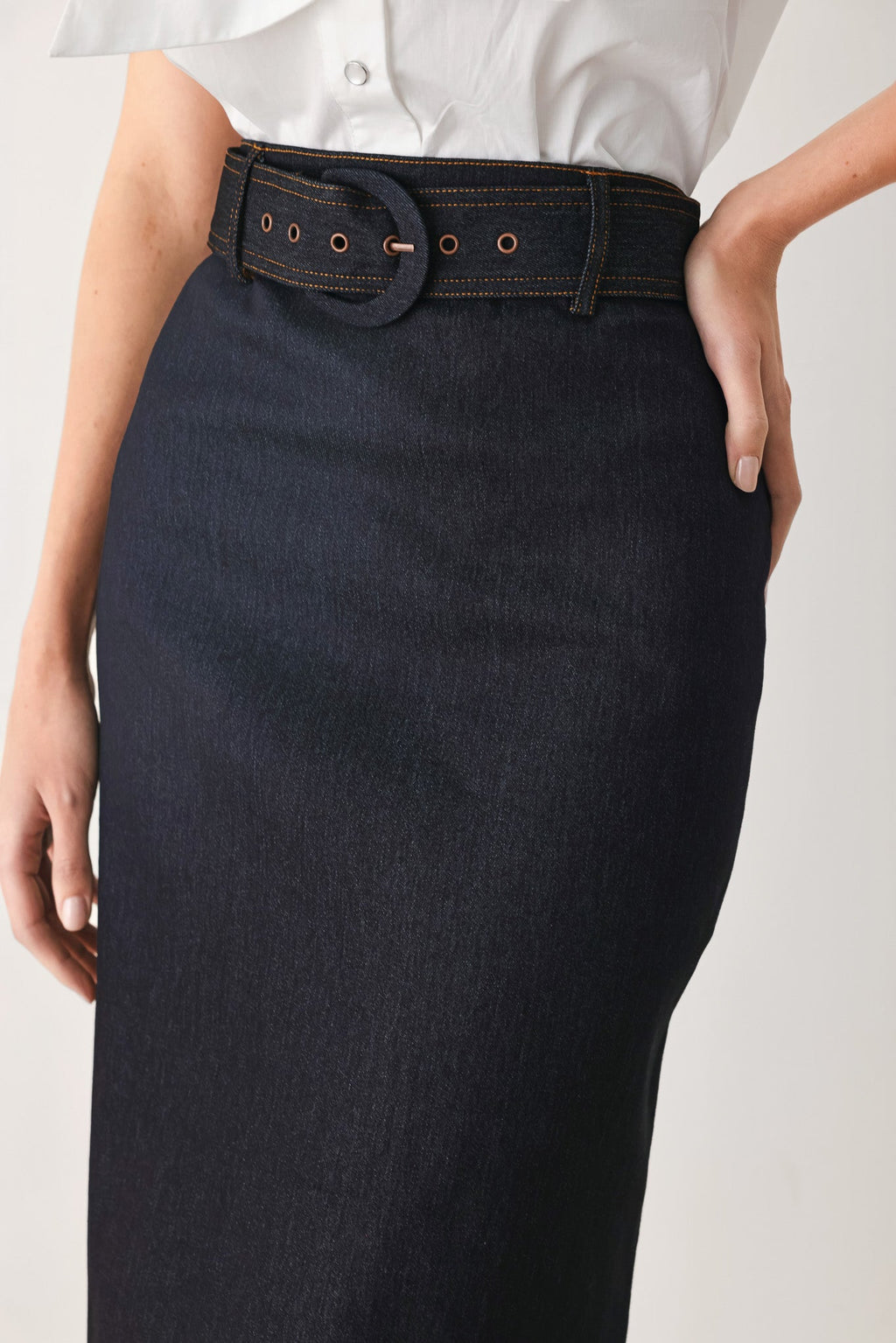 CLASSIC DENIM OFFICE MINI PENCIL SKIRT
