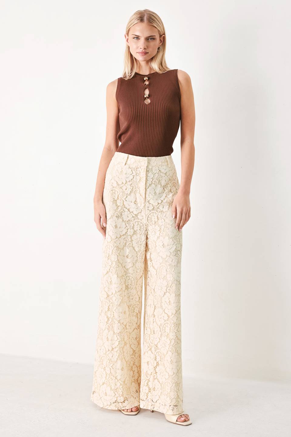 DELICATE BEAUTY WOVEN LACE PANTS