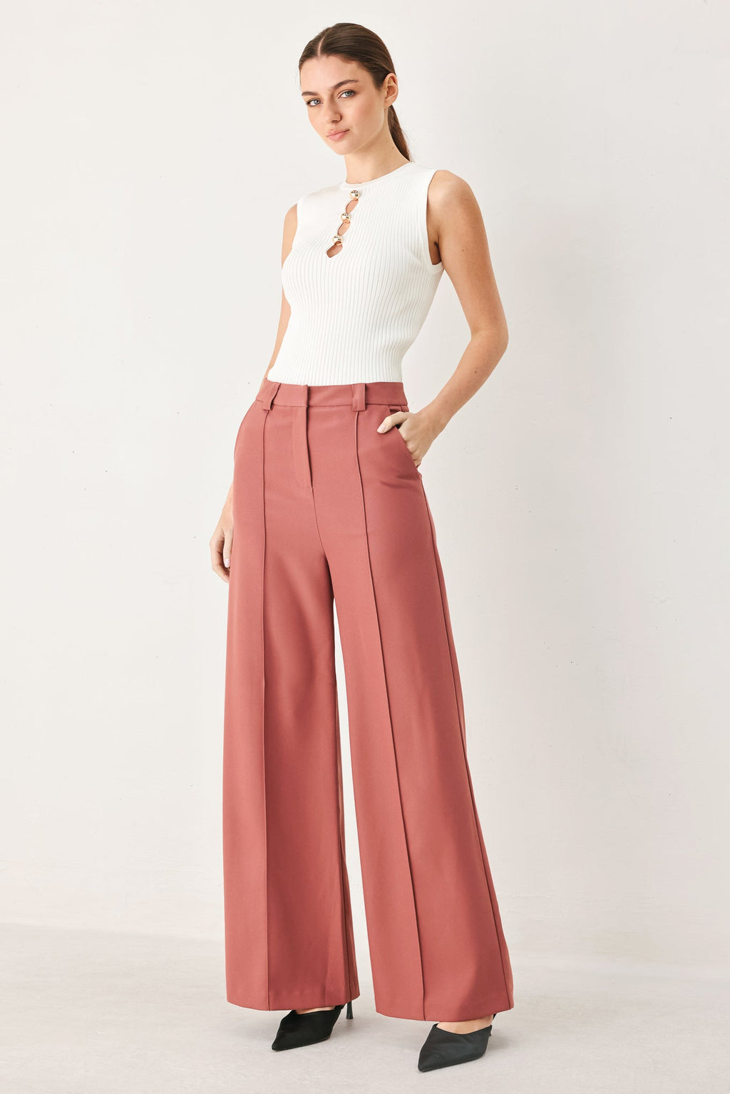 MODERN FLOW WOVEN PANTS