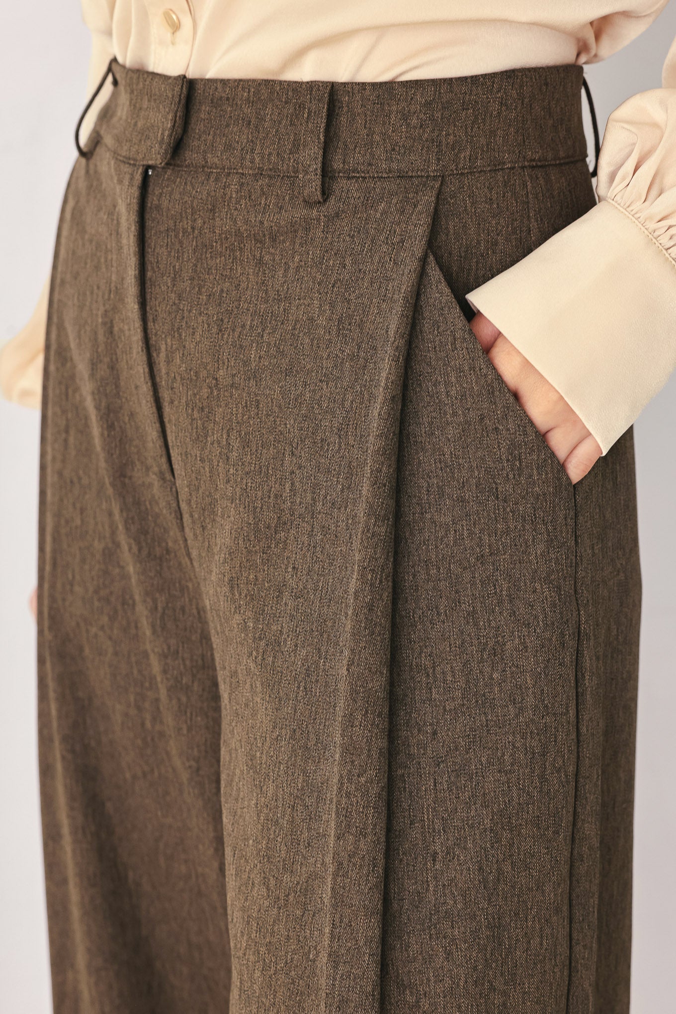 BISTRO BROWN WOVEN WIDE LEG PANT