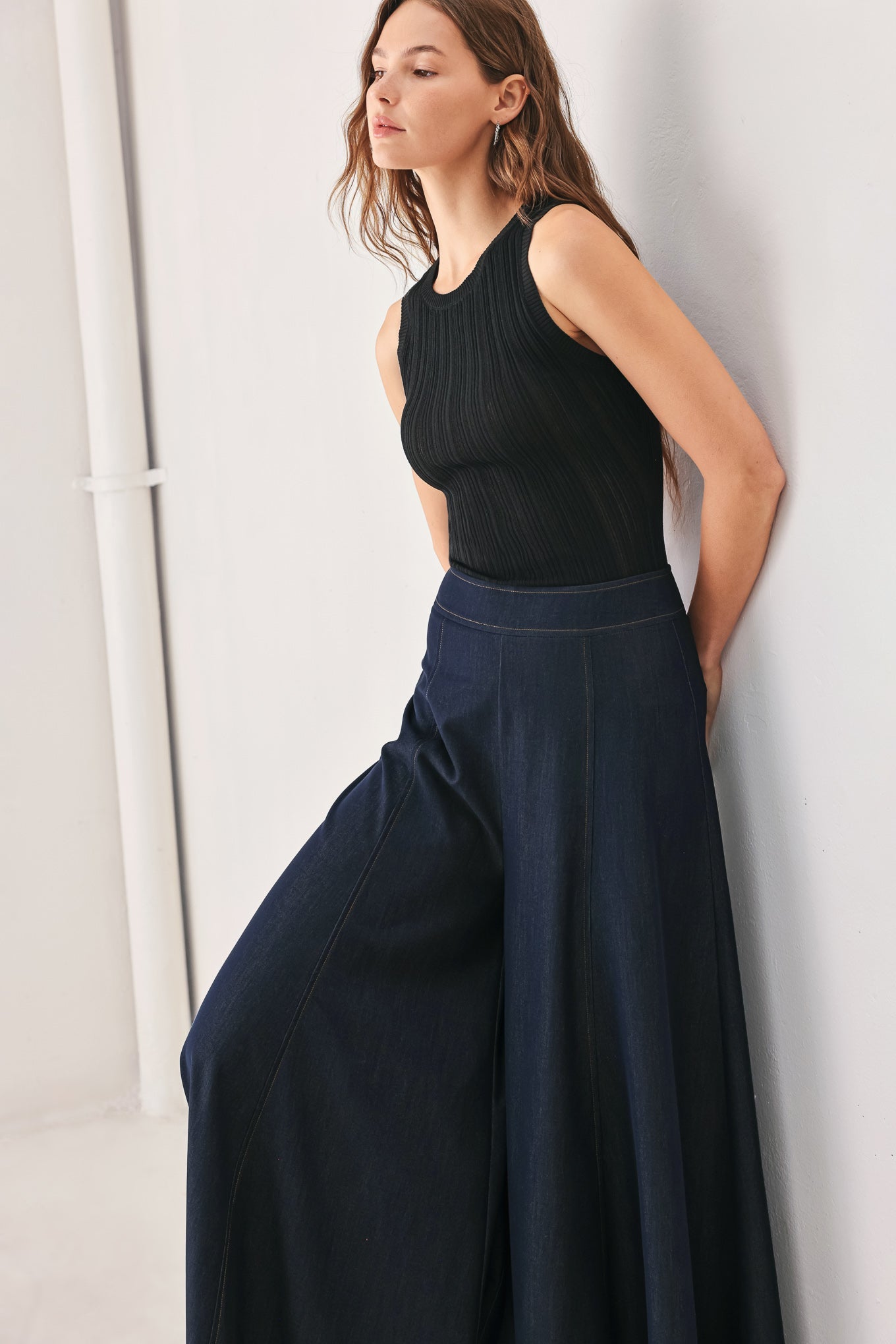 CASUAL ROMANCE WOVEN PANTS