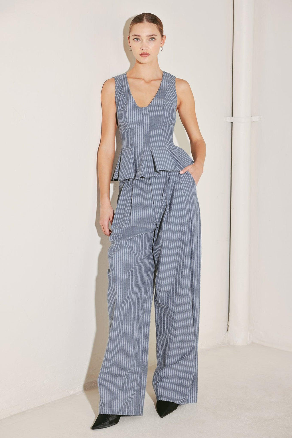 MARINA PINSTRIPE WOVEN SEERSUCKER PANTS