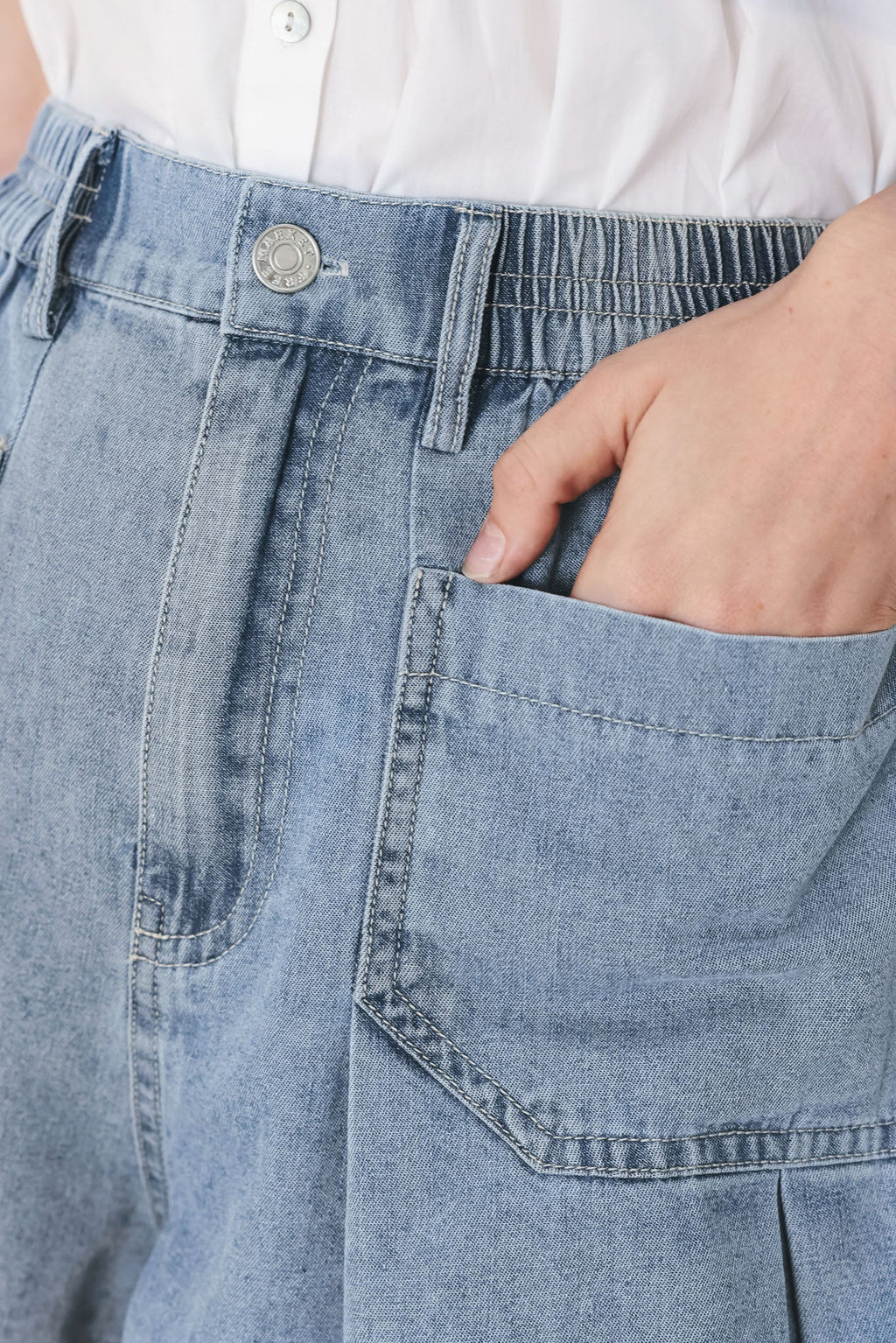 GIRL NEXT DOOR DENIM SHORT