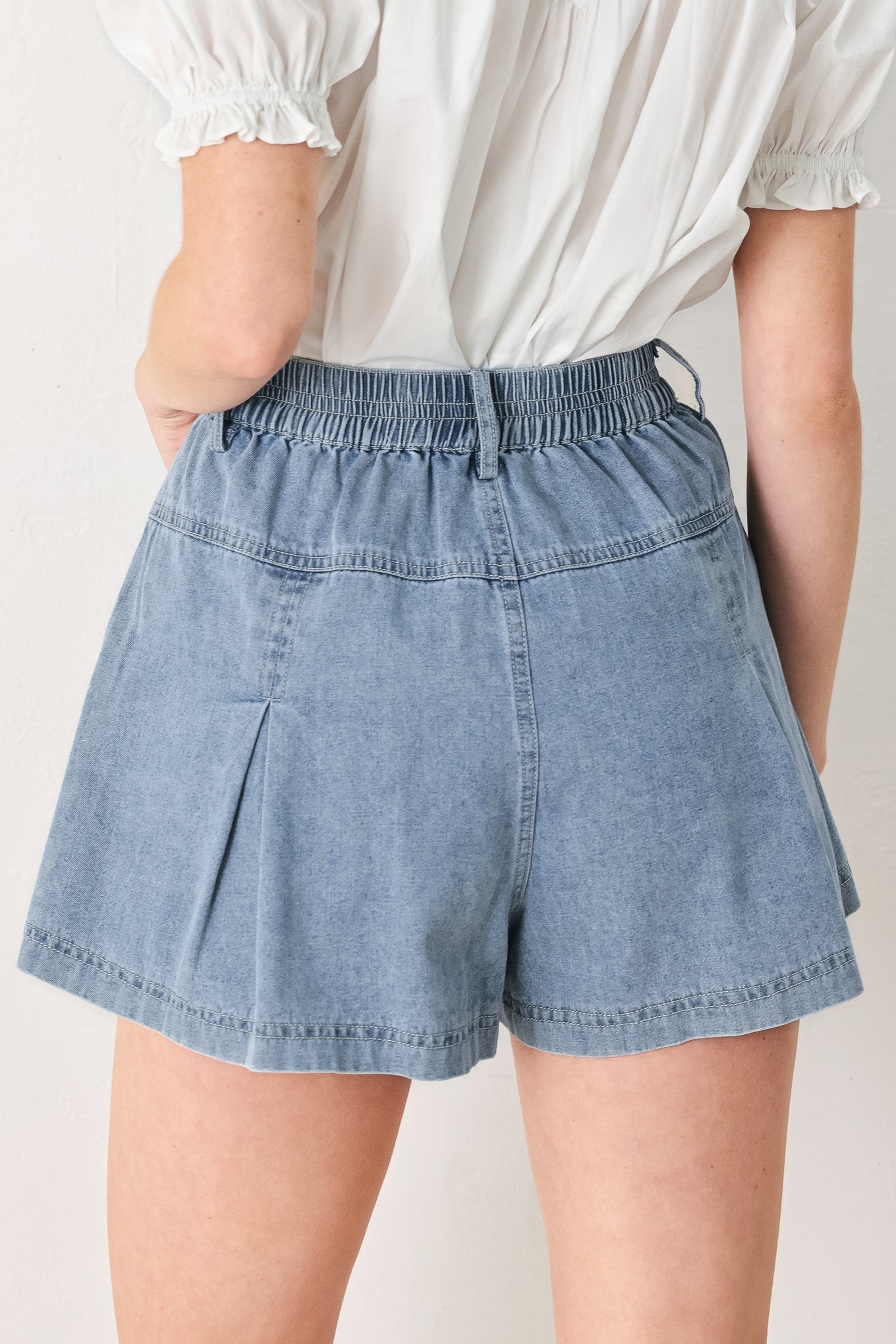 GIRL NEXT DOOR DENIM SHORT