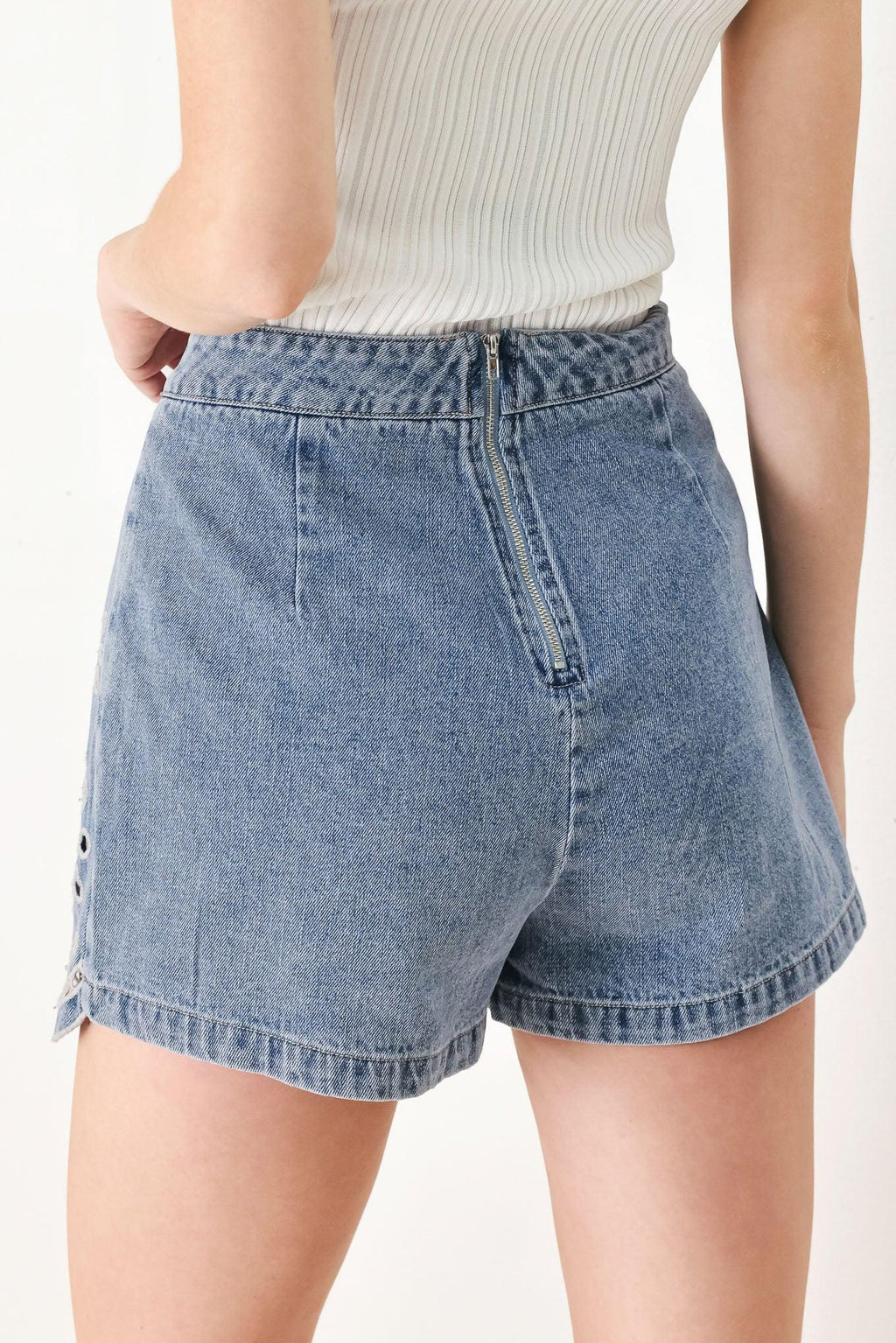 FLORAL LOVE DENIM SKORT