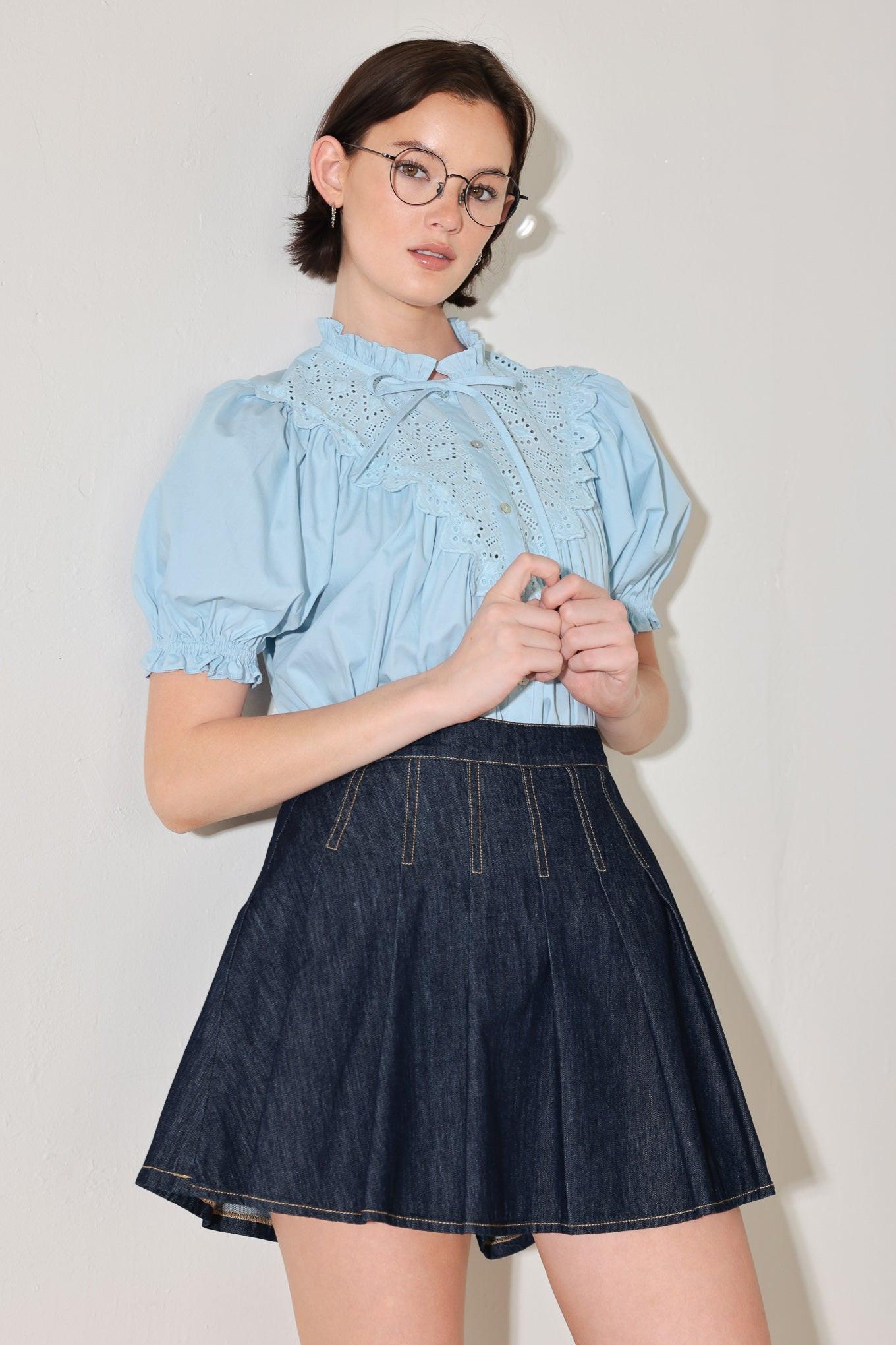 LOVESONG IN DENIM SKORT