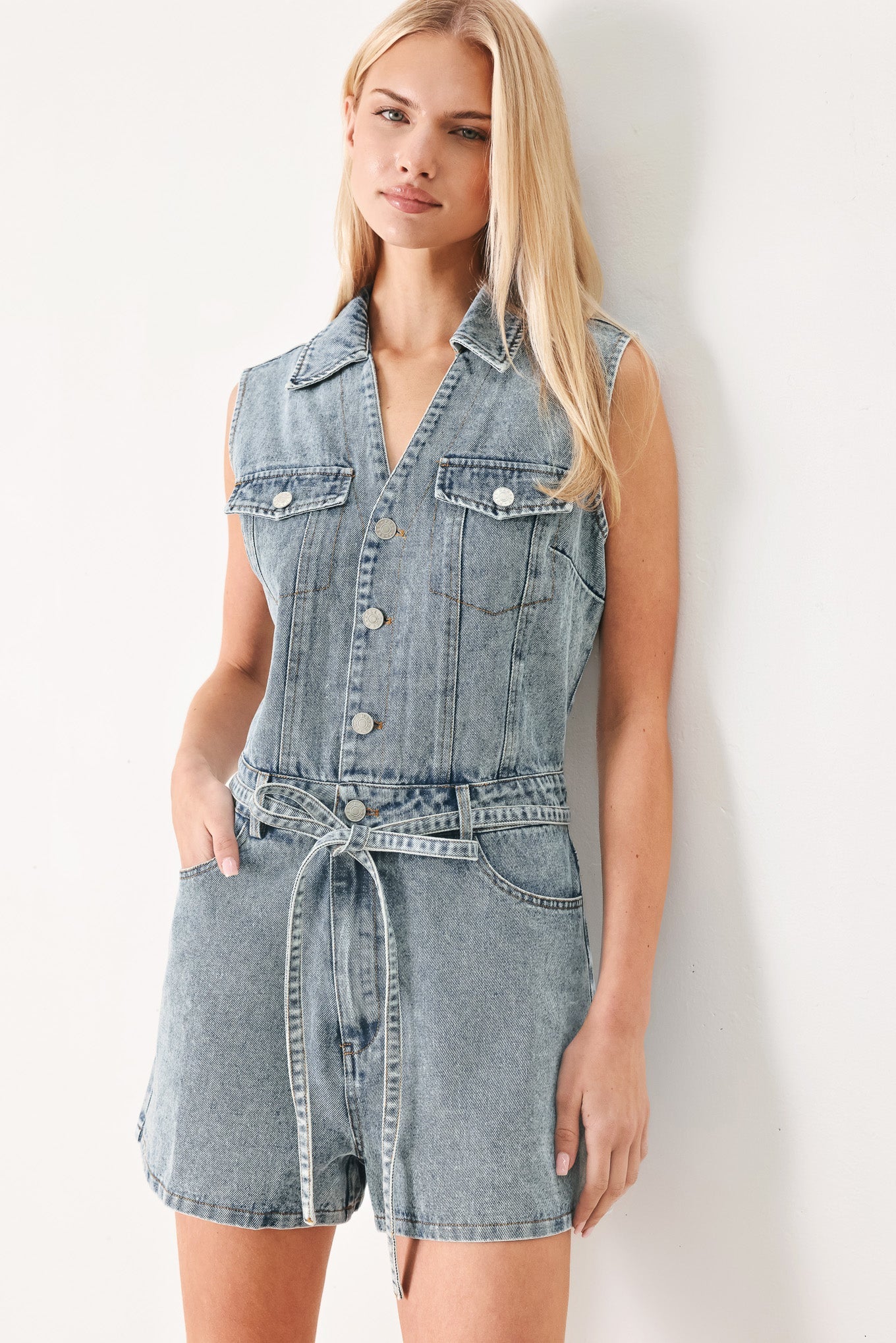 WEEKEND BLUE LOOK DENIM ROMPER