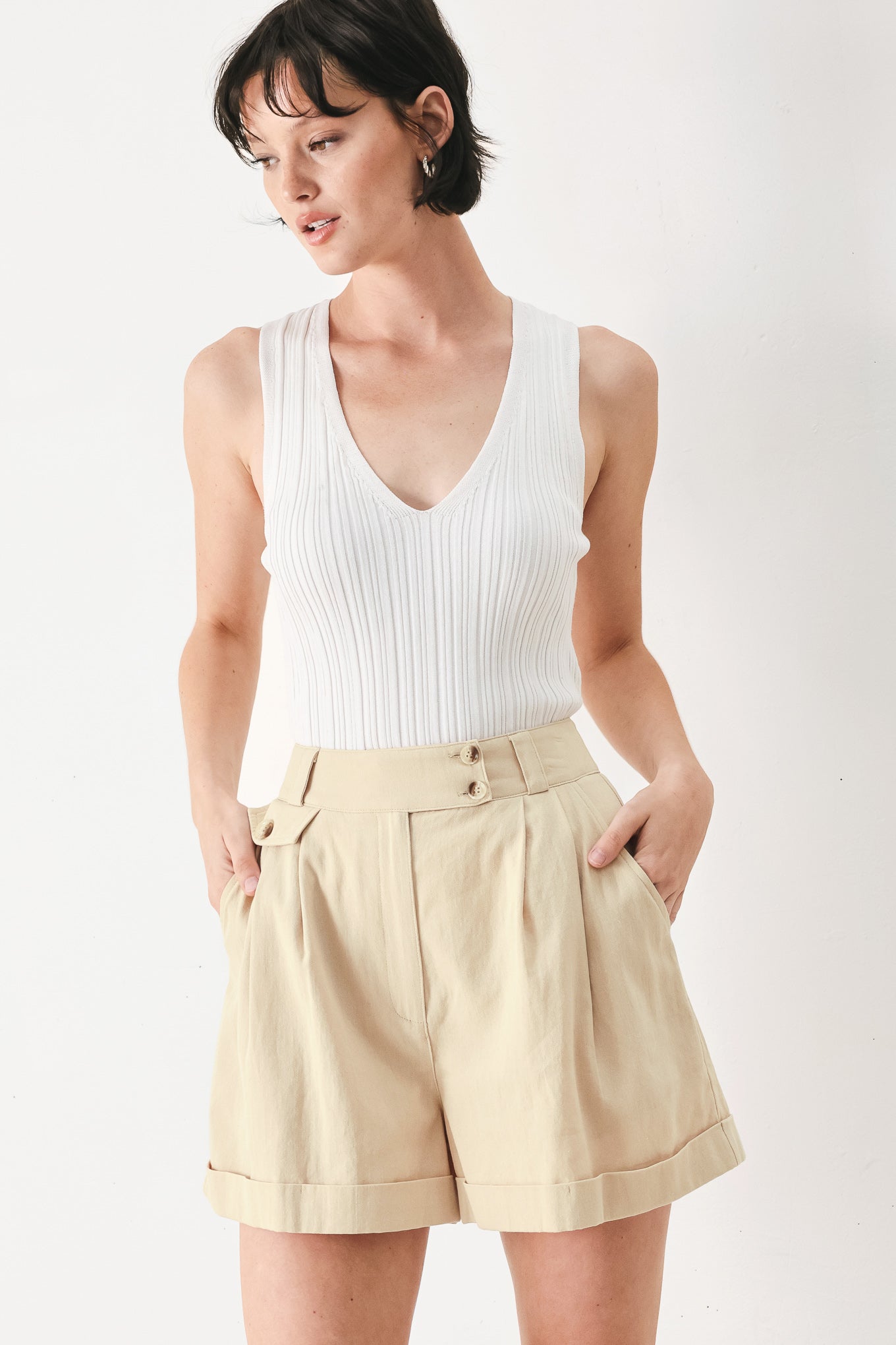 DESERT MINIMAL WOVEN SHORTS