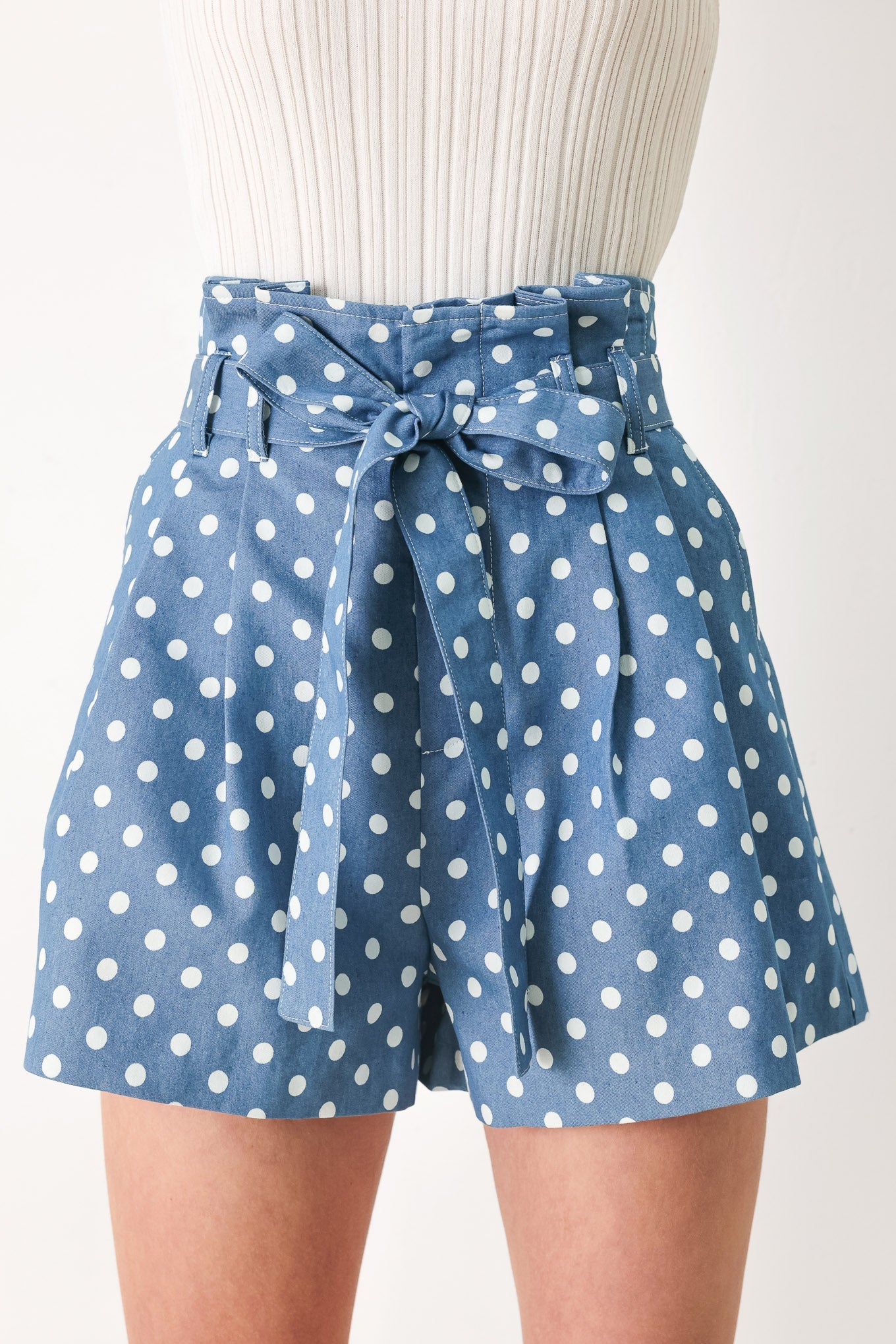 FLIRTY DOTS TIE WOVEN SHORTS