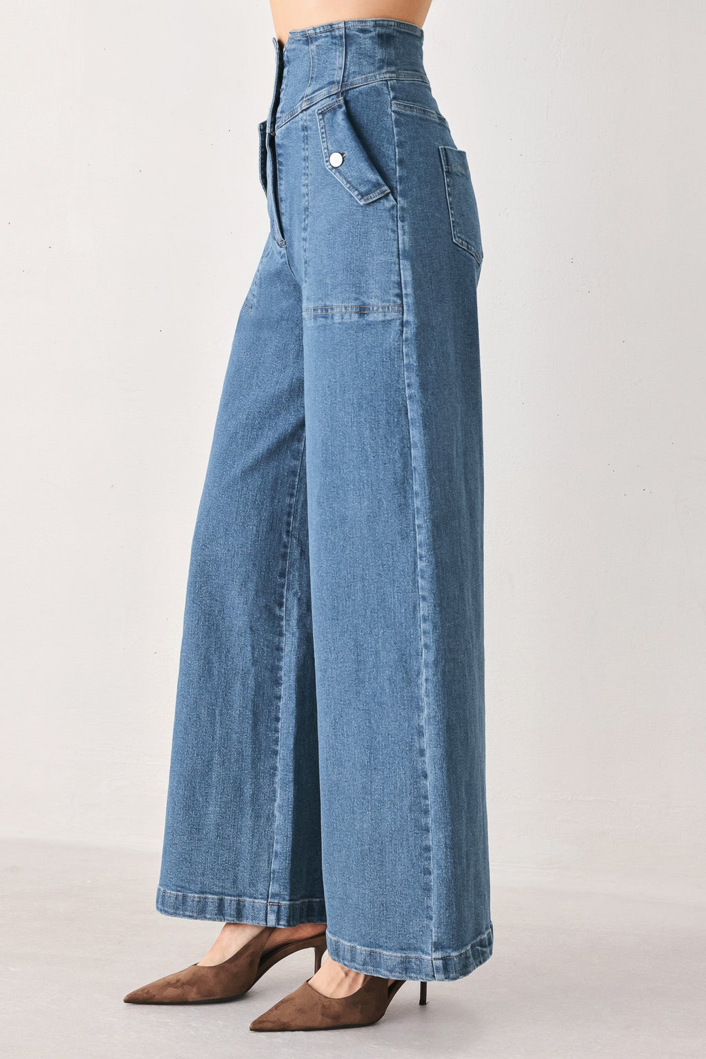 BRIAR BLUE FLARED DENIM PANTS
