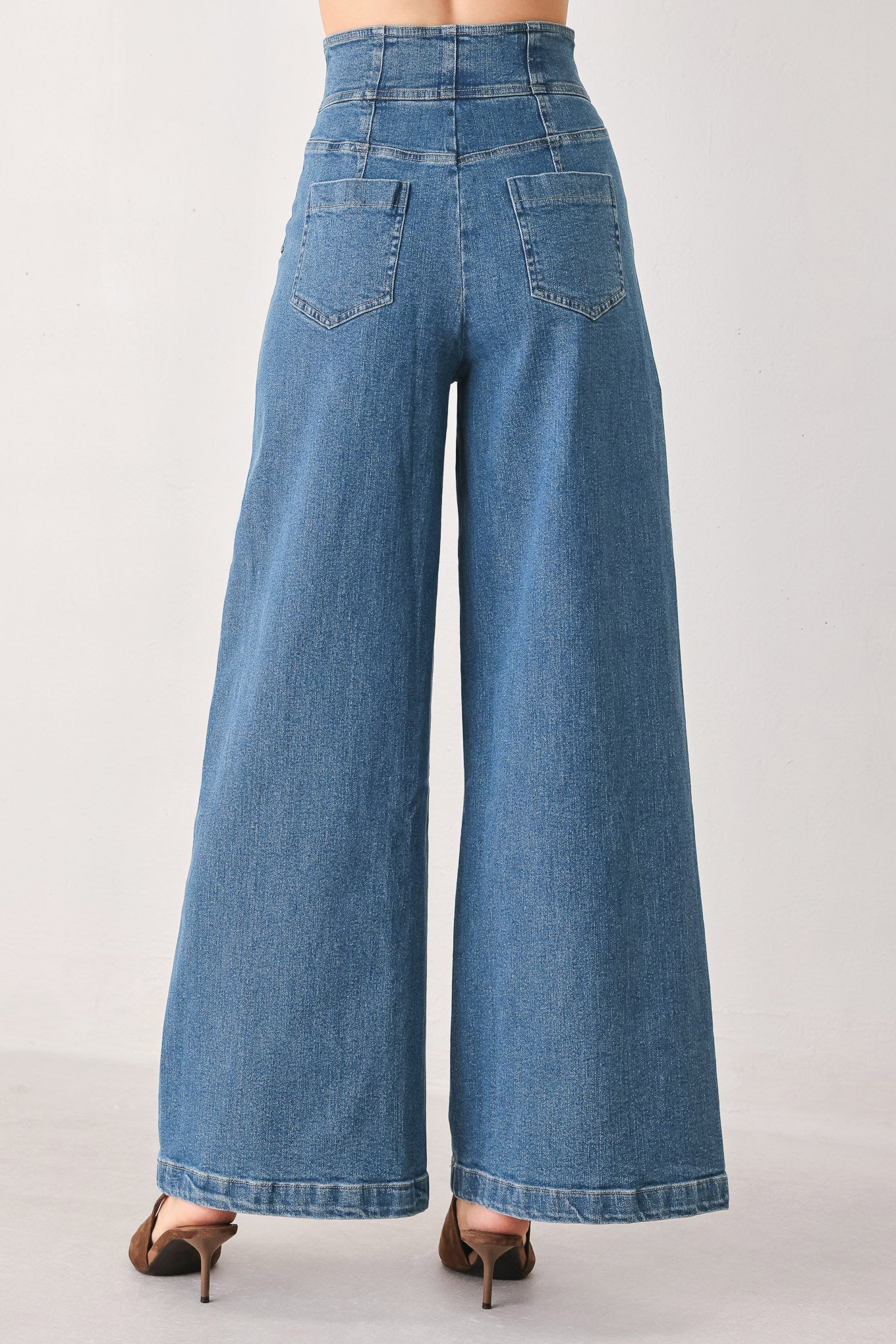 BRIAR BLUE FLARED DENIM PANTS