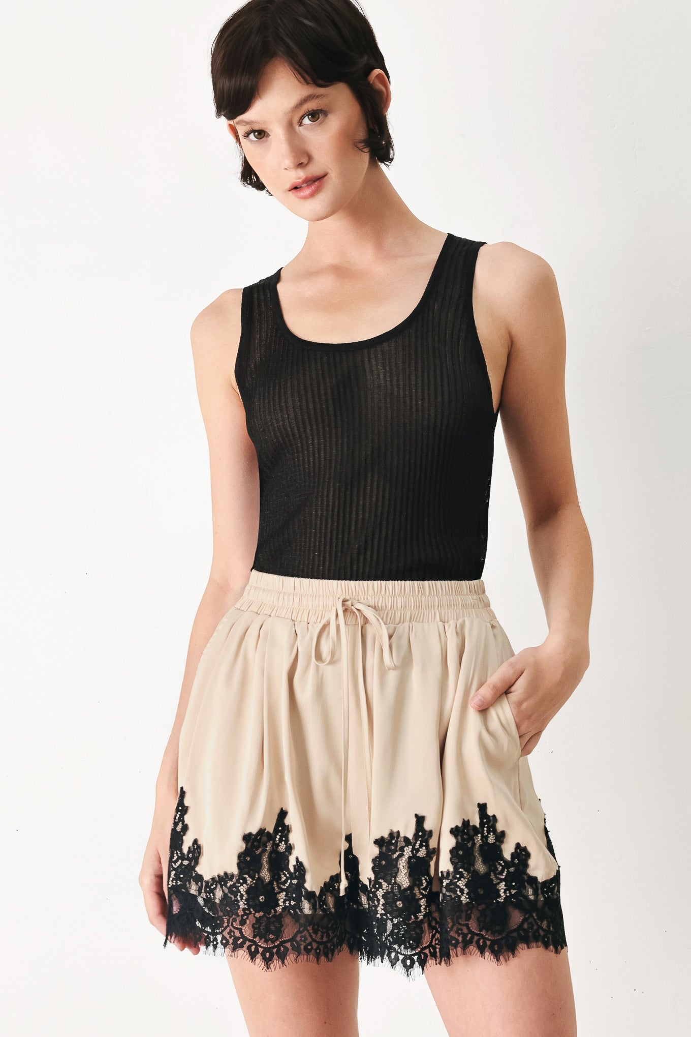 RODEO ROMANCE WOVEN SHORTS