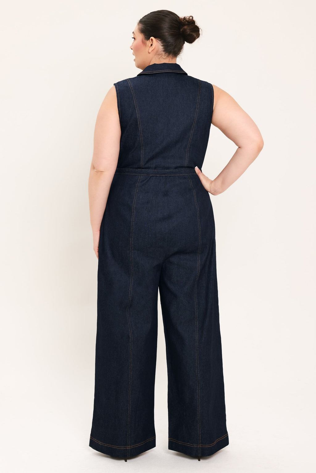 SLEEVELESS WORKWEAR DENIM JUMPSUIT