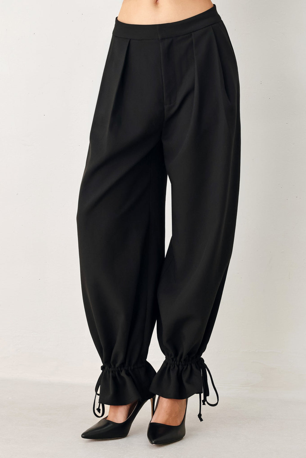 NOIR DRAWSTRING WOVEN PANTS