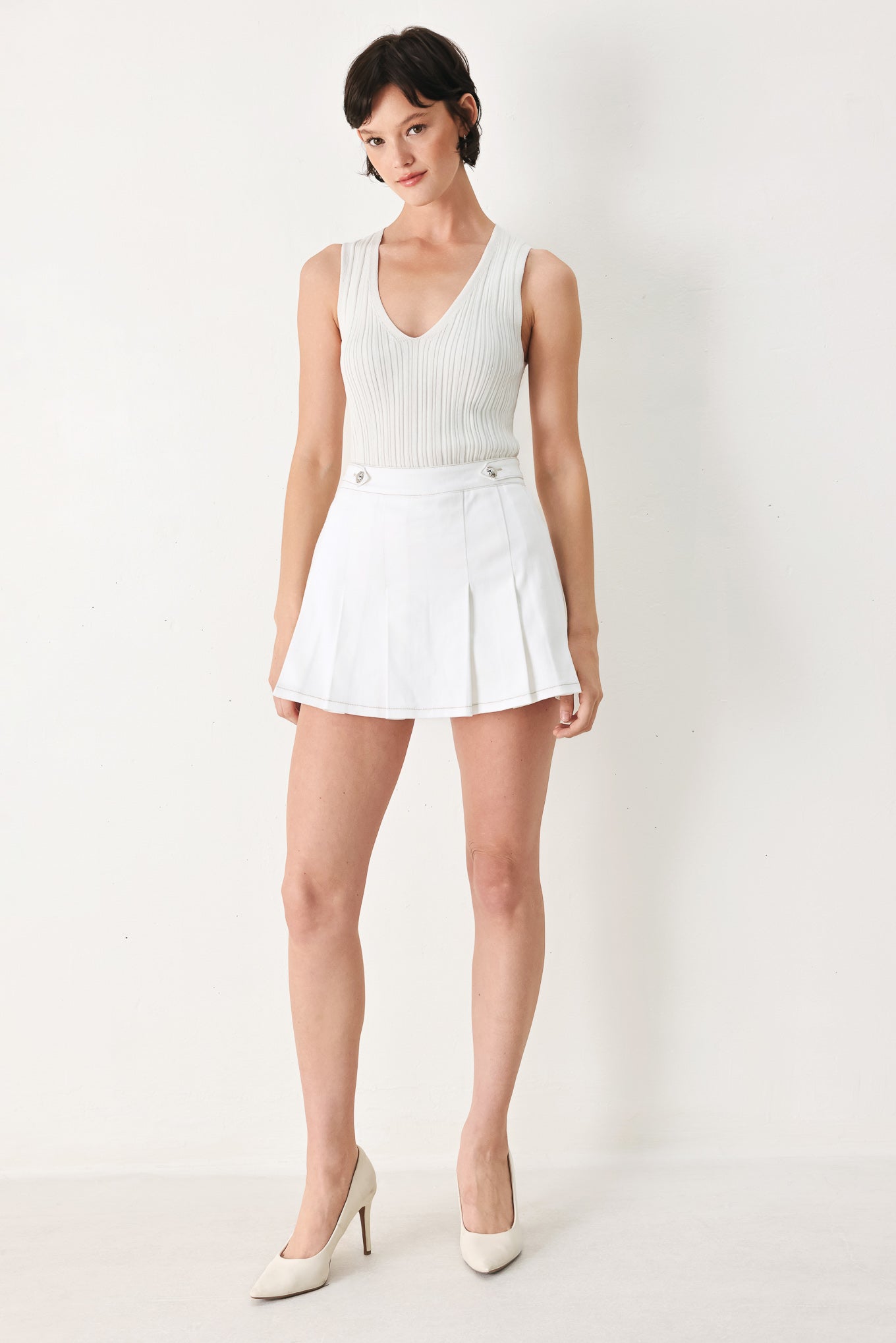 CHAMPAGNE CLUB WOVEN SKORT