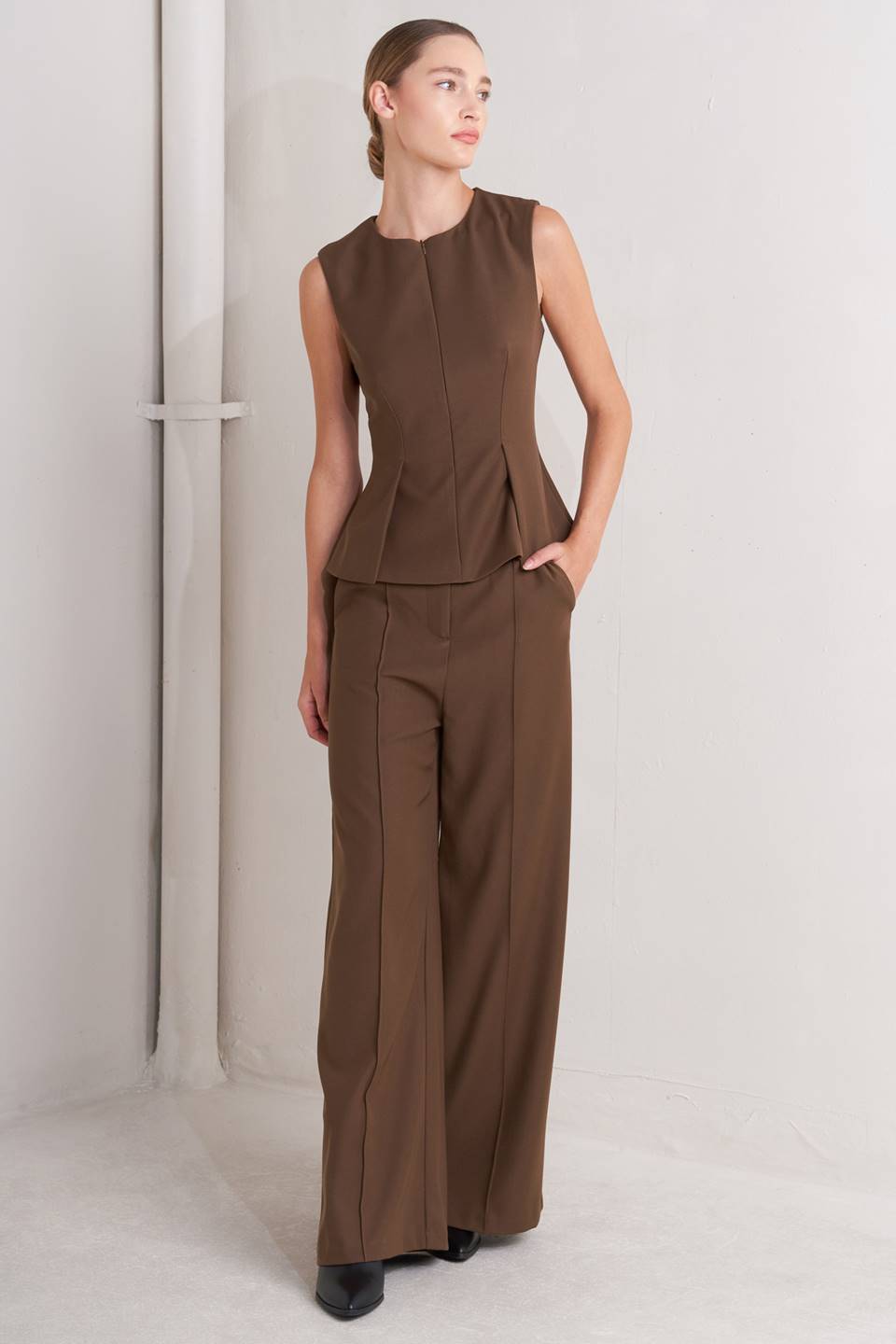 MODERN FLOW WOVEN TOP