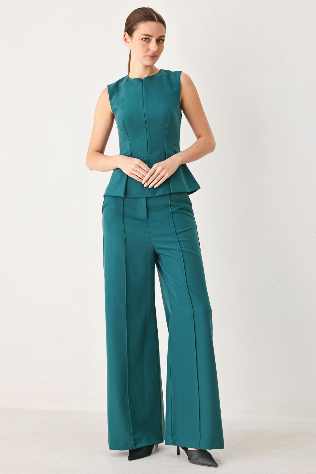 MODERN FLOW WOVEN TOP