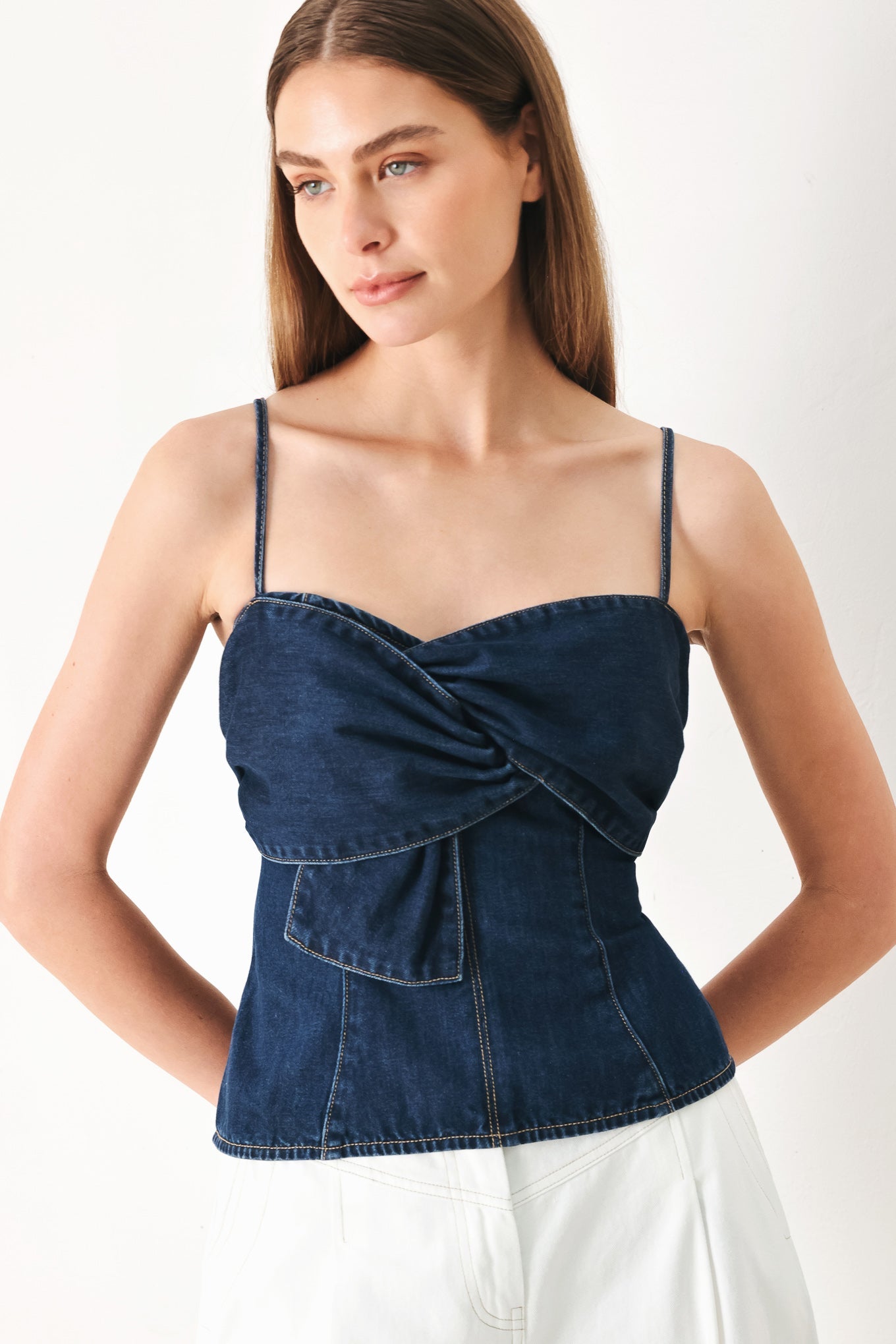 SWEET KISS DENIM TOP