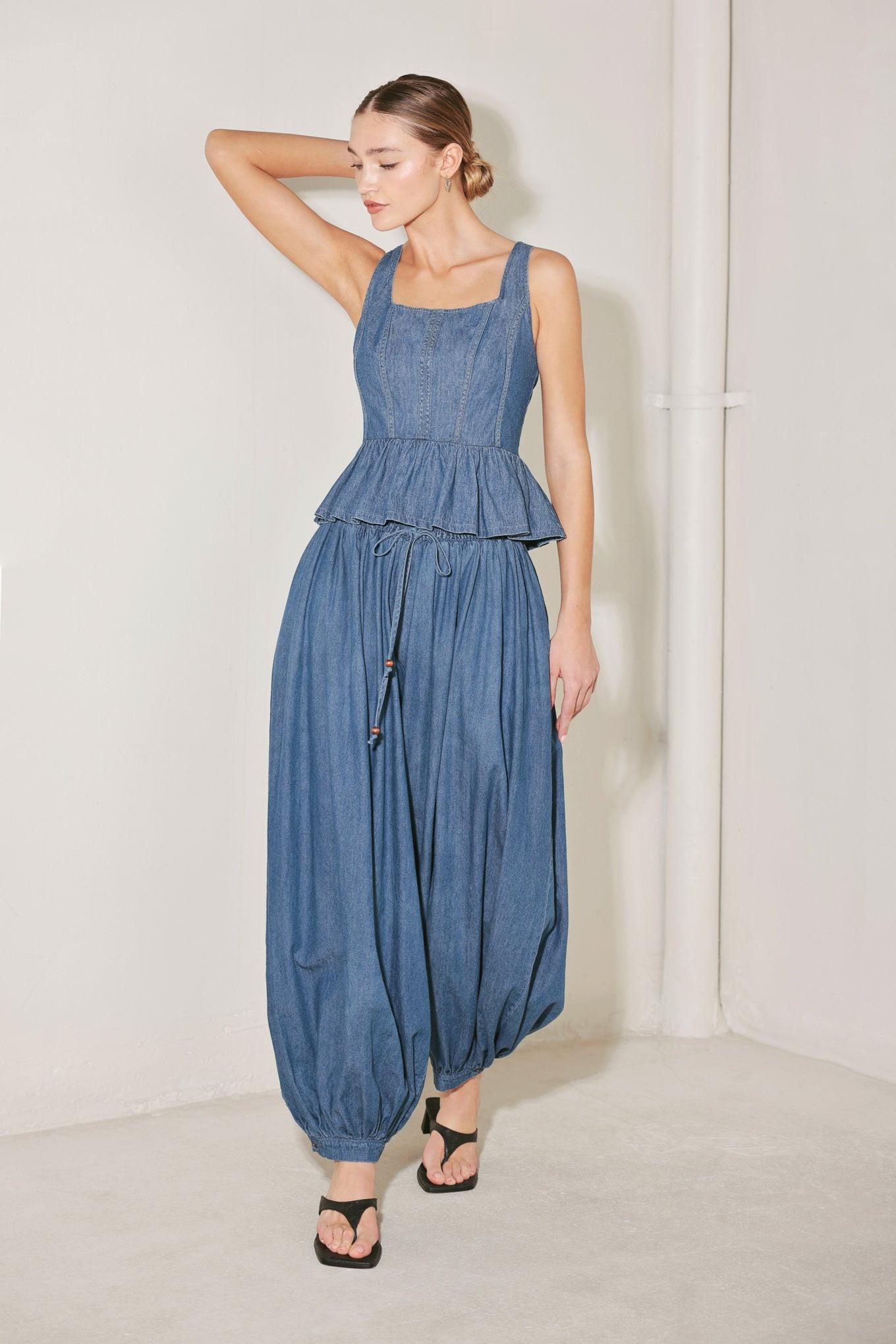SOFT REBEL VOLUME WOVEN TOP