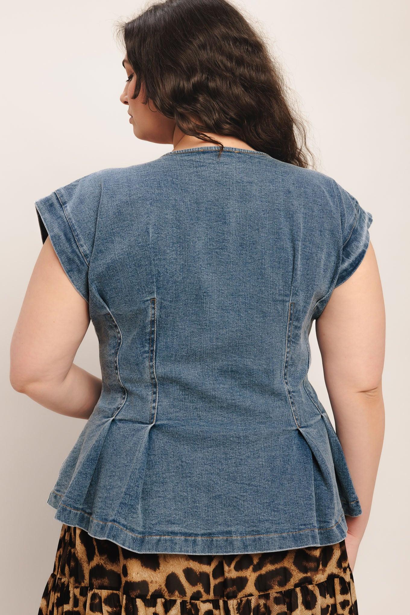 NO SECOND THOUGHT WASHED DENIM TOP