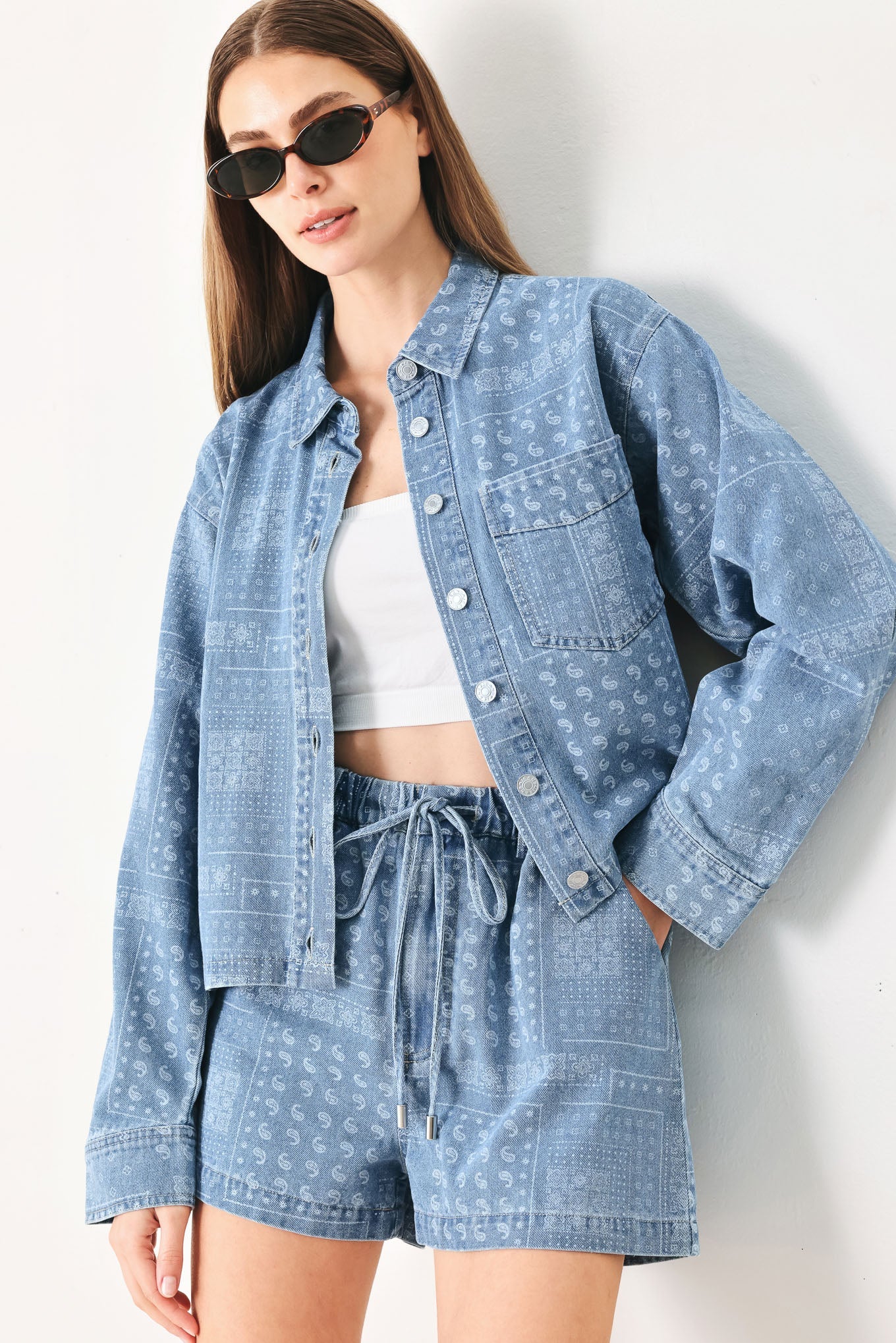 VINTAGE BANDANA DENIM SHORTS