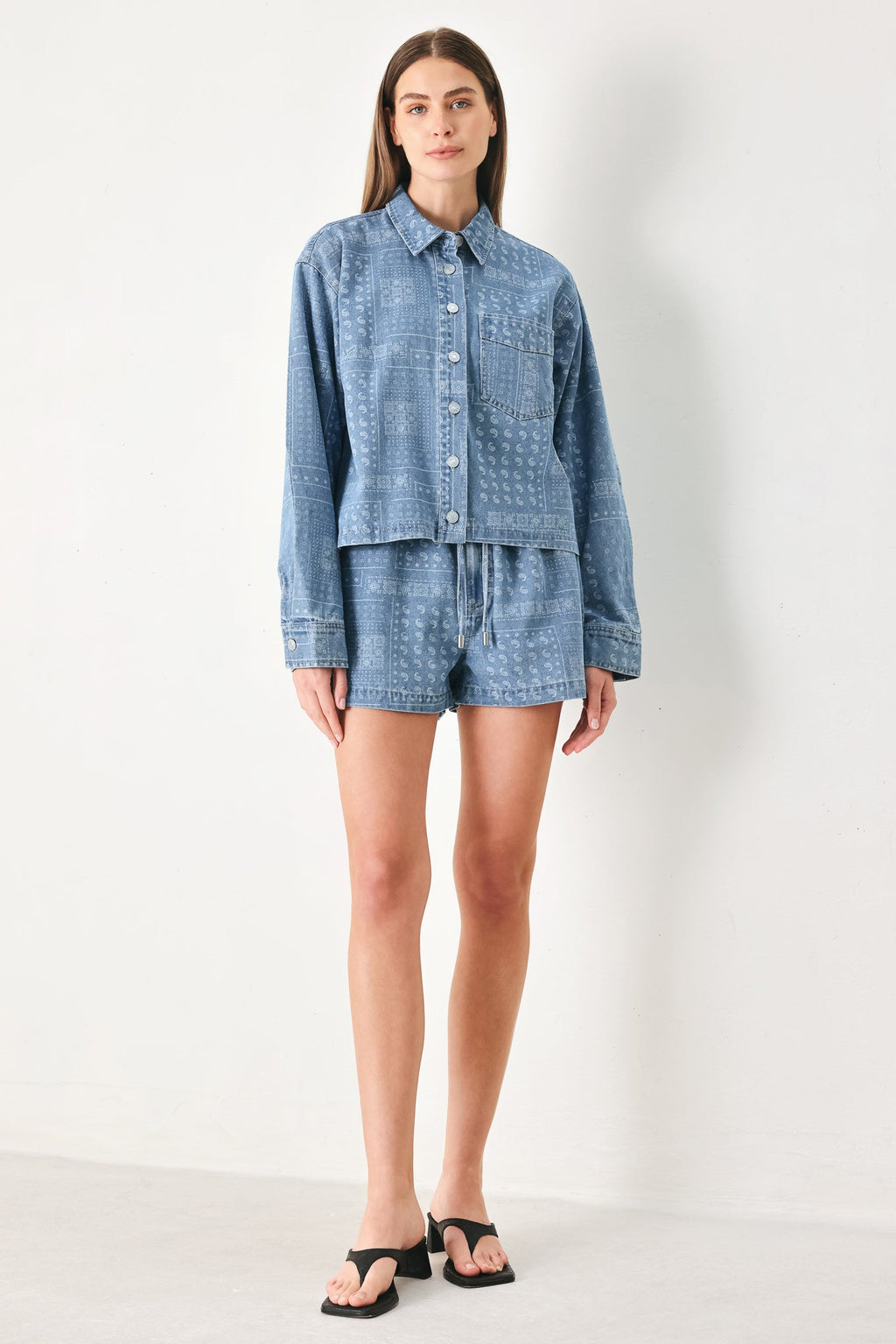 VINTAGE BANDANA DENIM JACKET