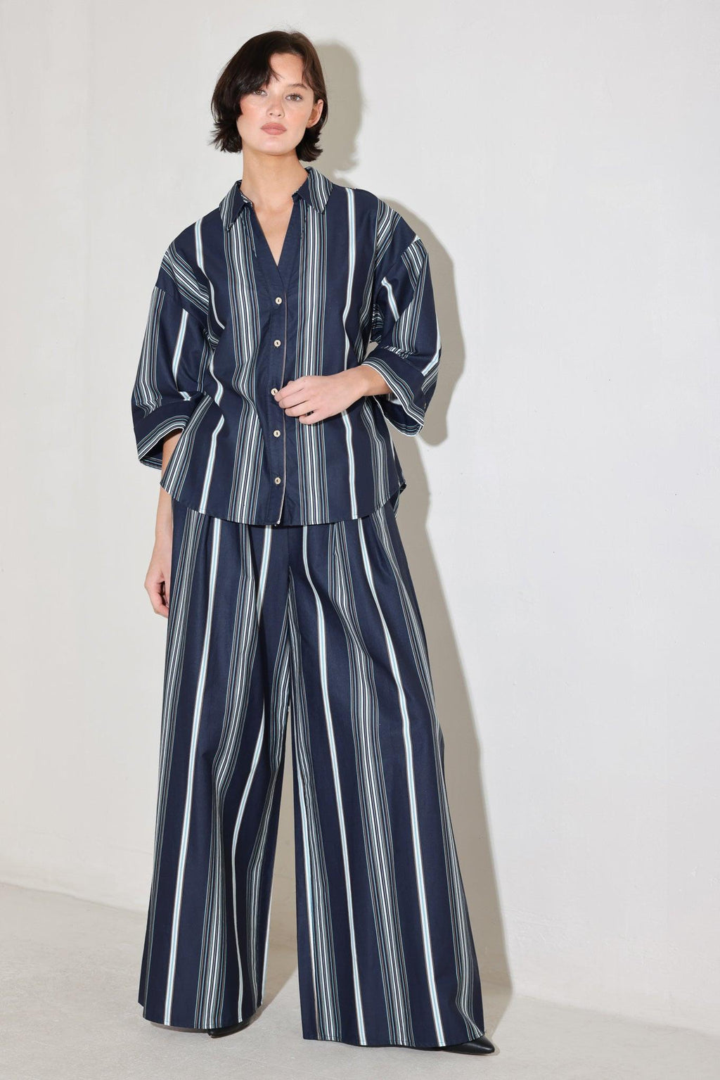 CITY STRIPE WOVEN TOP