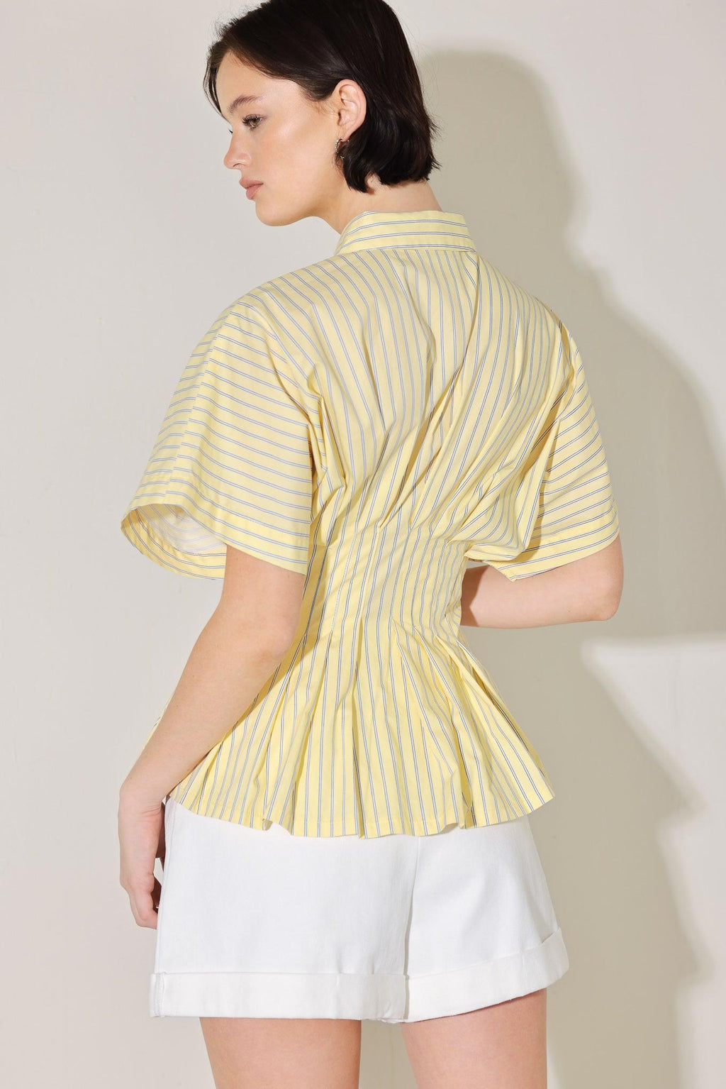 BUTTER MODE ACTIVATED WOVEN TOP